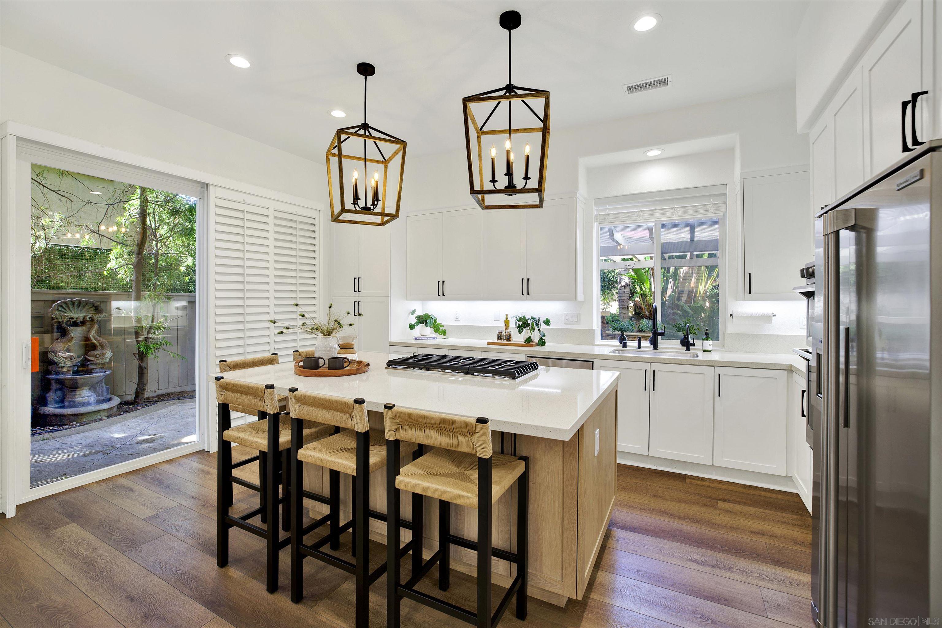 Detail Gallery Image 24 of 63 For 7073  Surfbird Cir, Carlsbad,  CA 92011 - 3 Beds | 2/1 Baths