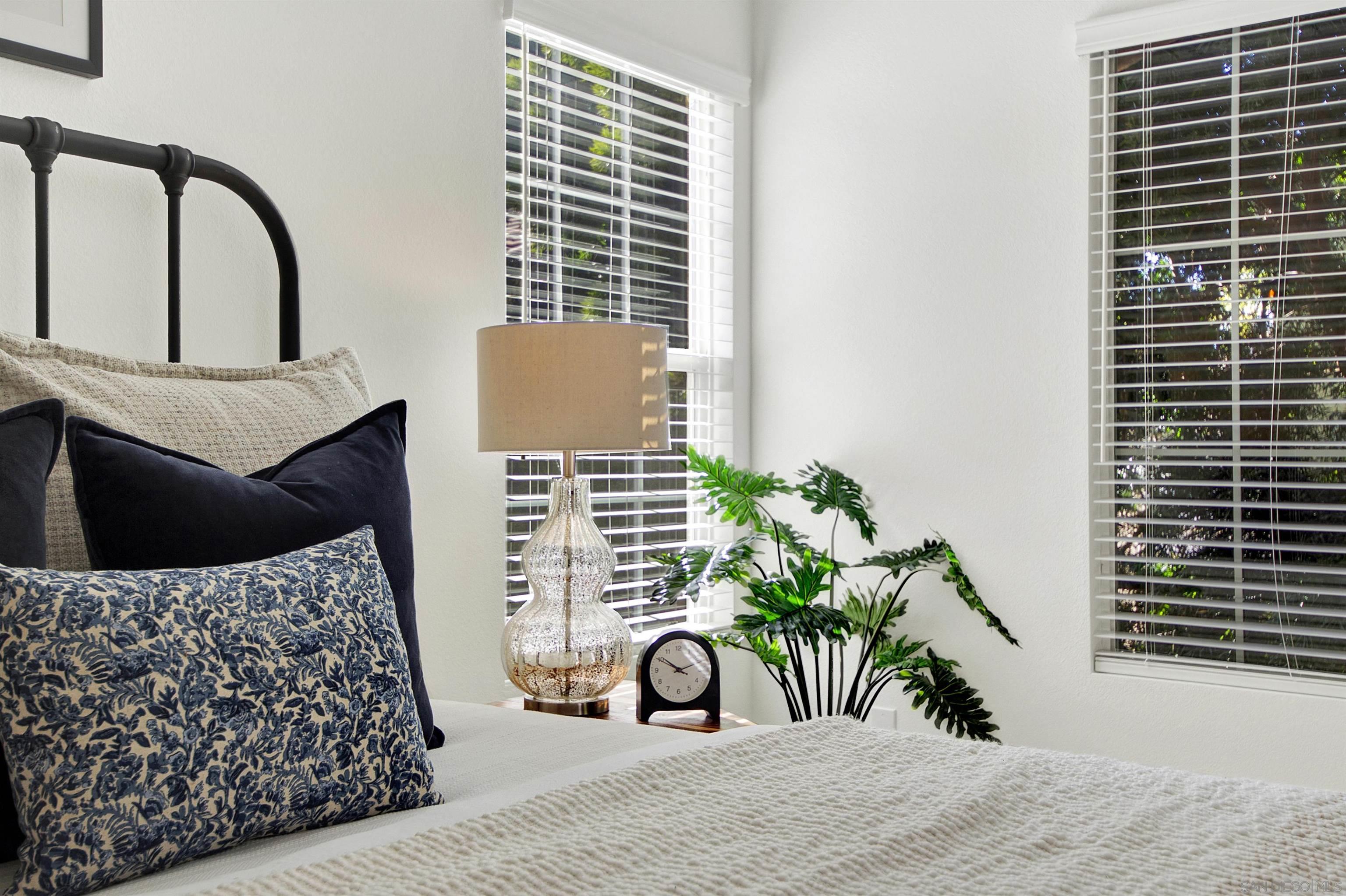 Detail Gallery Image 38 of 63 For 7073  Surfbird Cir, Carlsbad,  CA 92011 - 3 Beds | 2/1 Baths