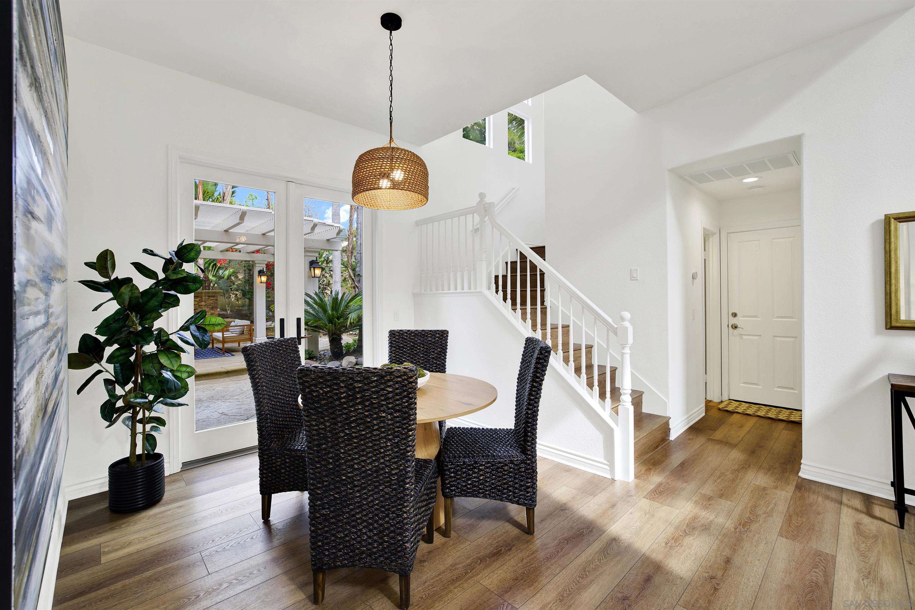 Detail Gallery Image 7 of 63 For 7073  Surfbird Cir, Carlsbad,  CA 92011 - 3 Beds | 2/1 Baths