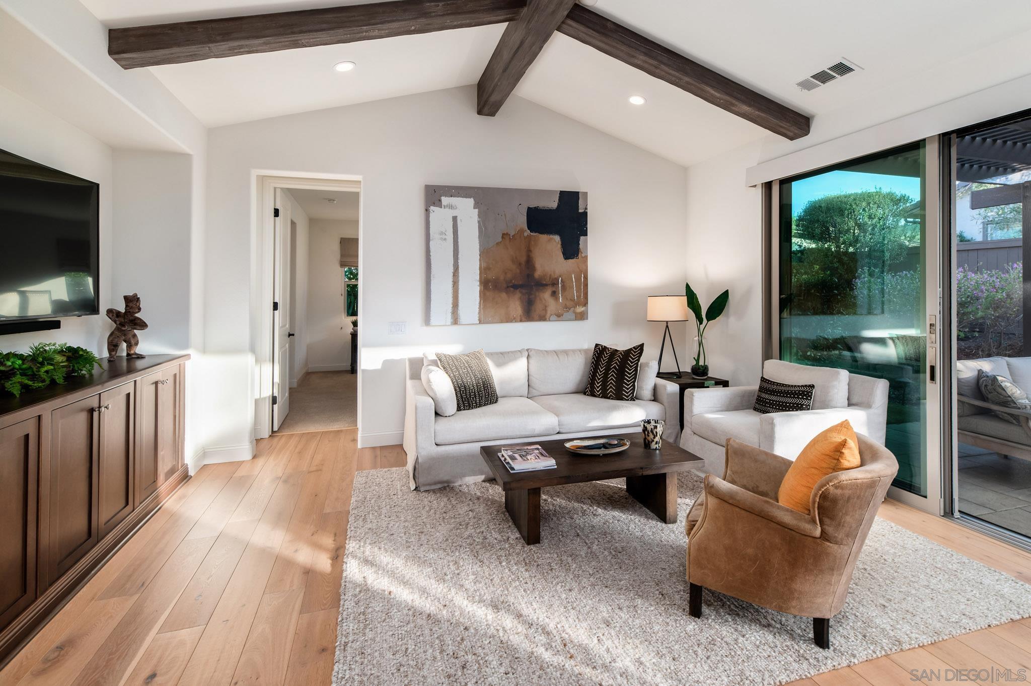 Detail Gallery Image 14 of 47 For 7911  Lusardi Creek Ln, San Diego,  CA 92127 - 3 Beds | 2 Baths