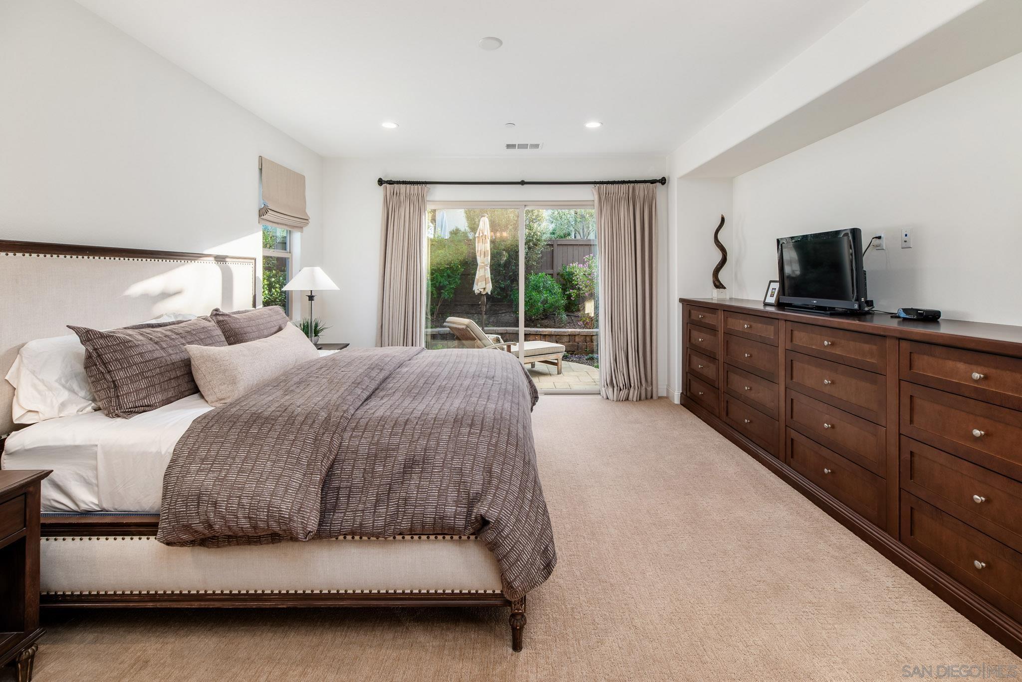 Detail Gallery Image 16 of 47 For 7911  Lusardi Creek Ln, San Diego,  CA 92127 - 3 Beds | 2 Baths