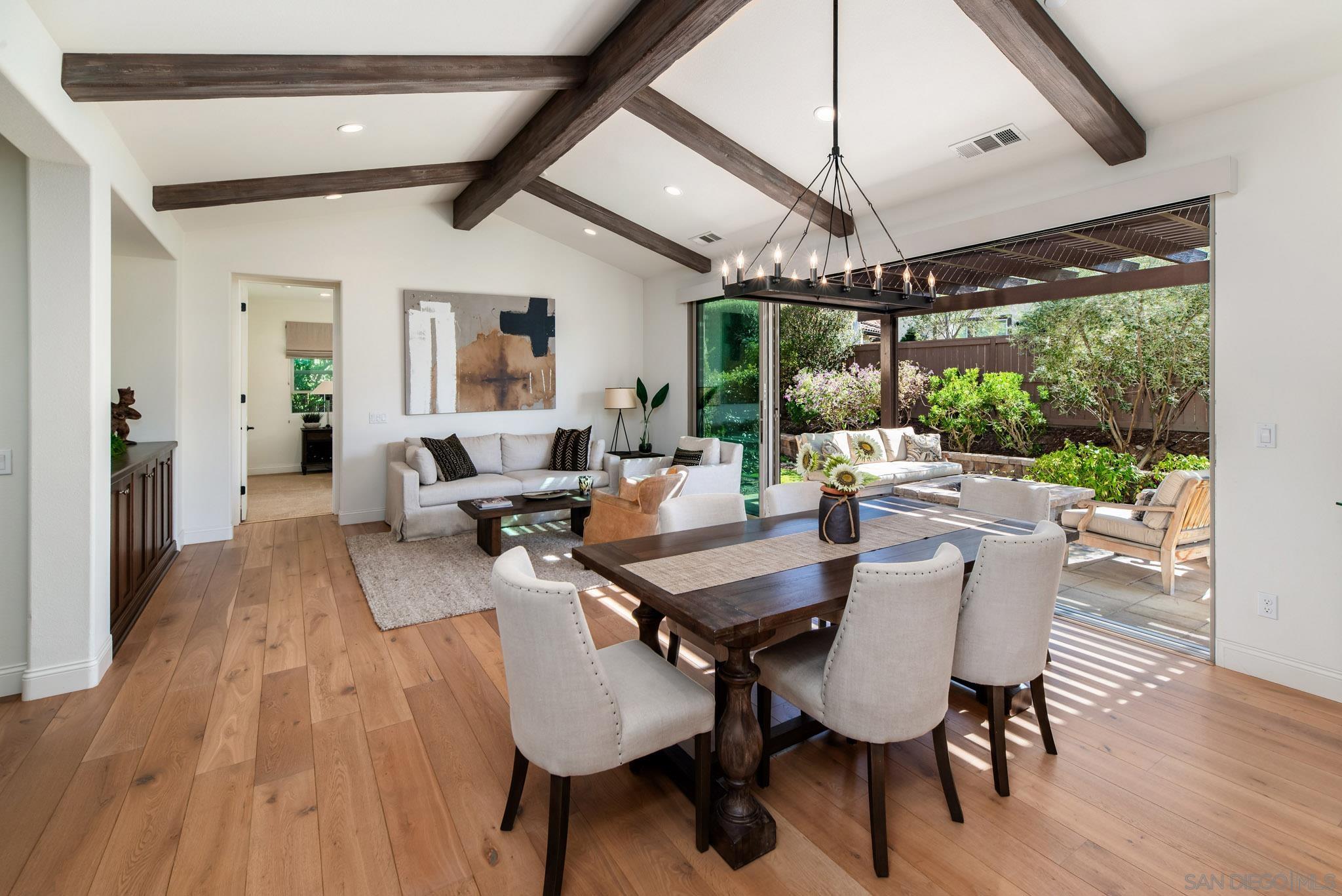 Detail Gallery Image 4 of 47 For 7911  Lusardi Creek Ln, San Diego,  CA 92127 - 3 Beds | 2 Baths