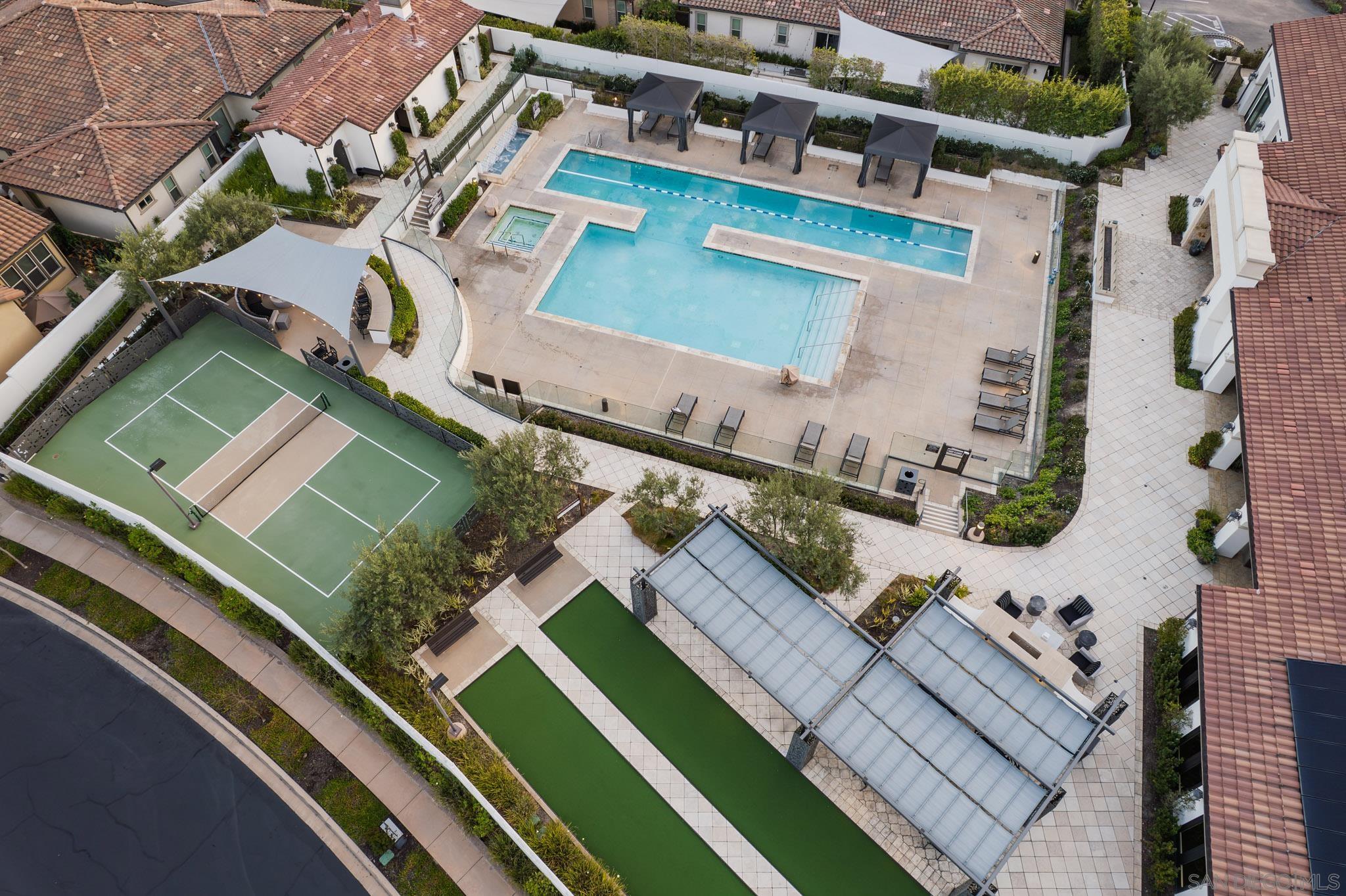 Detail Gallery Image 42 of 47 For 7911  Lusardi Creek Ln, San Diego,  CA 92127 - 3 Beds | 2 Baths