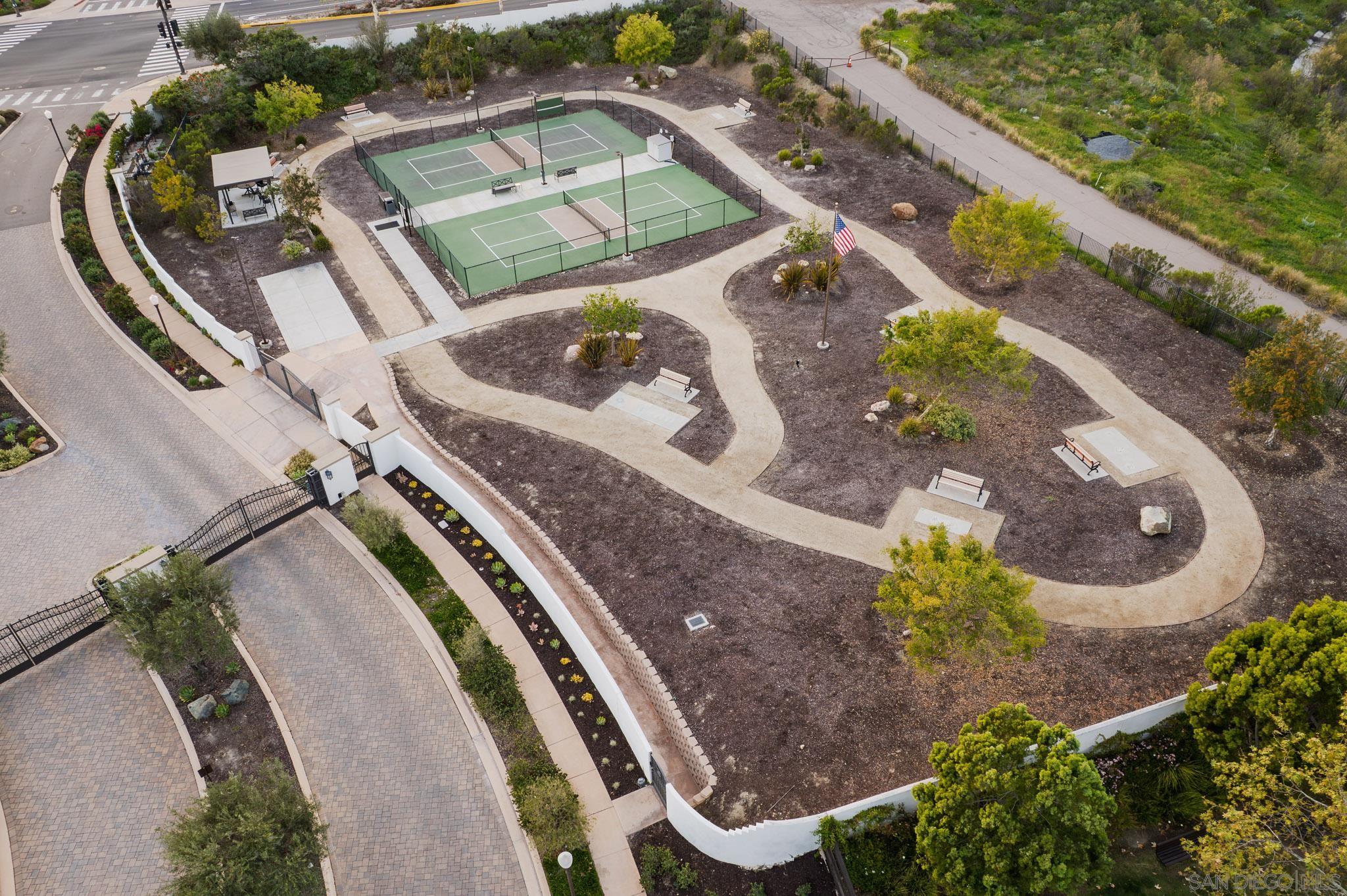 Detail Gallery Image 43 of 47 For 7911  Lusardi Creek Ln, San Diego,  CA 92127 - 3 Beds | 2 Baths