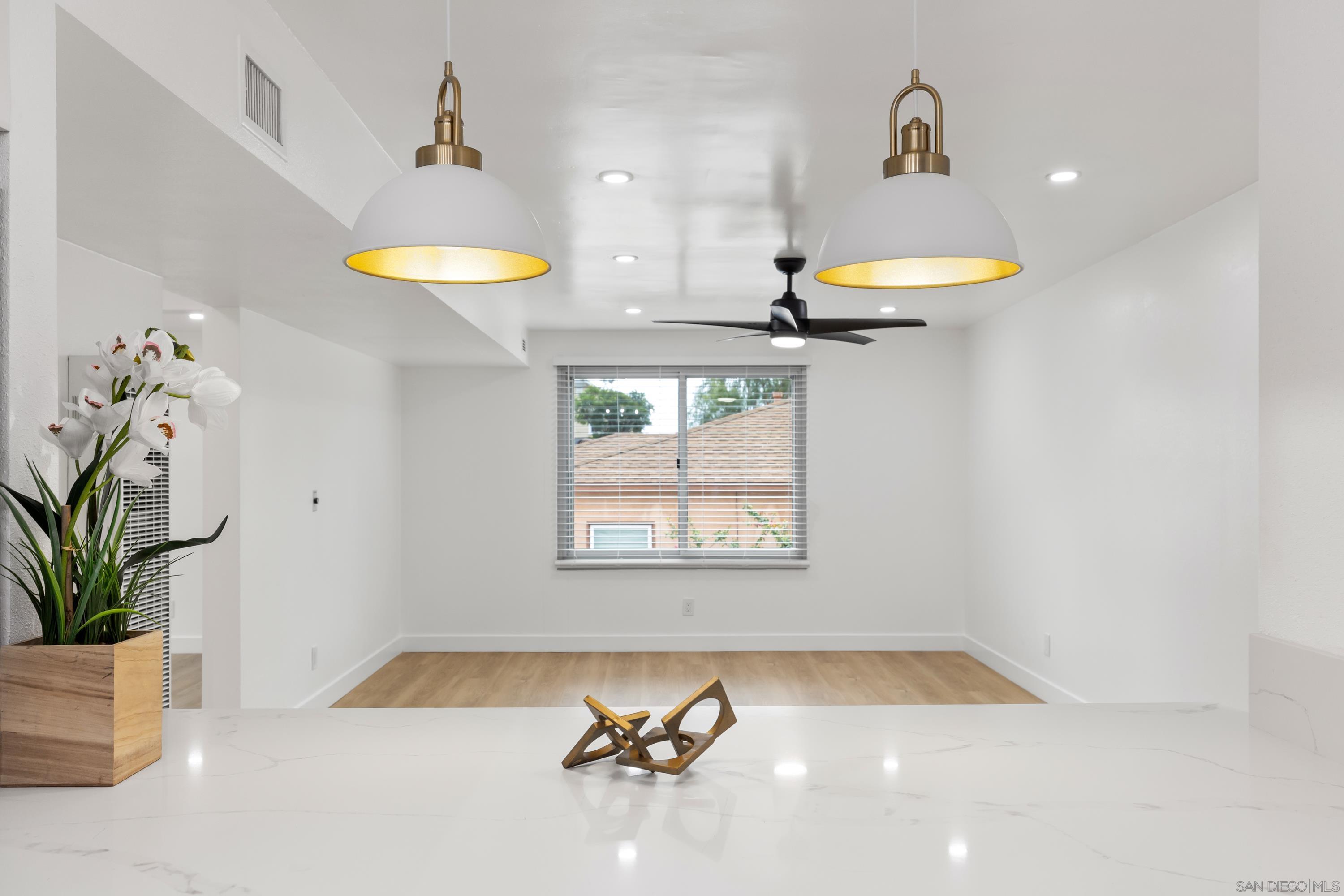 Detail Gallery Image 9 of 17 For 2715  a Street, San Diego,  CA 92102 - – Beds | – Baths