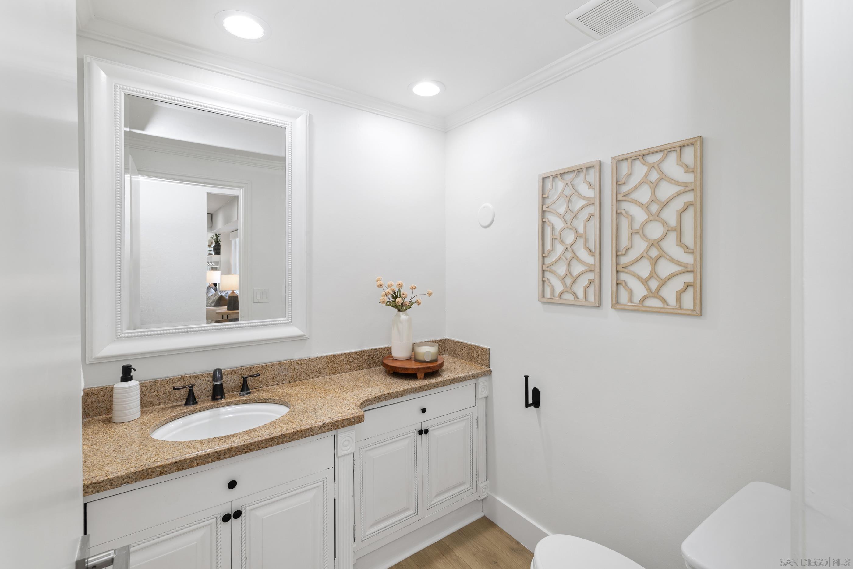 Detail Gallery Image 19 of 57 For 2518  Caminito La Paz, La Jolla,  CA 92037 - 4 Beds | 4/1 Baths