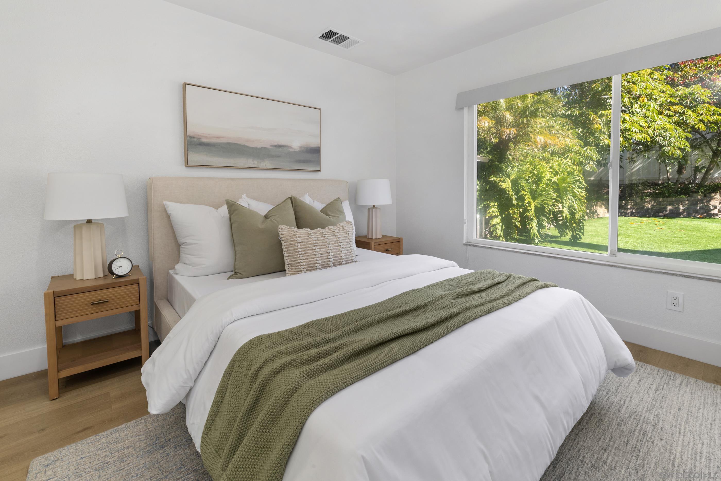 Detail Gallery Image 23 of 57 For 2518  Caminito La Paz, La Jolla,  CA 92037 - 4 Beds | 4/1 Baths