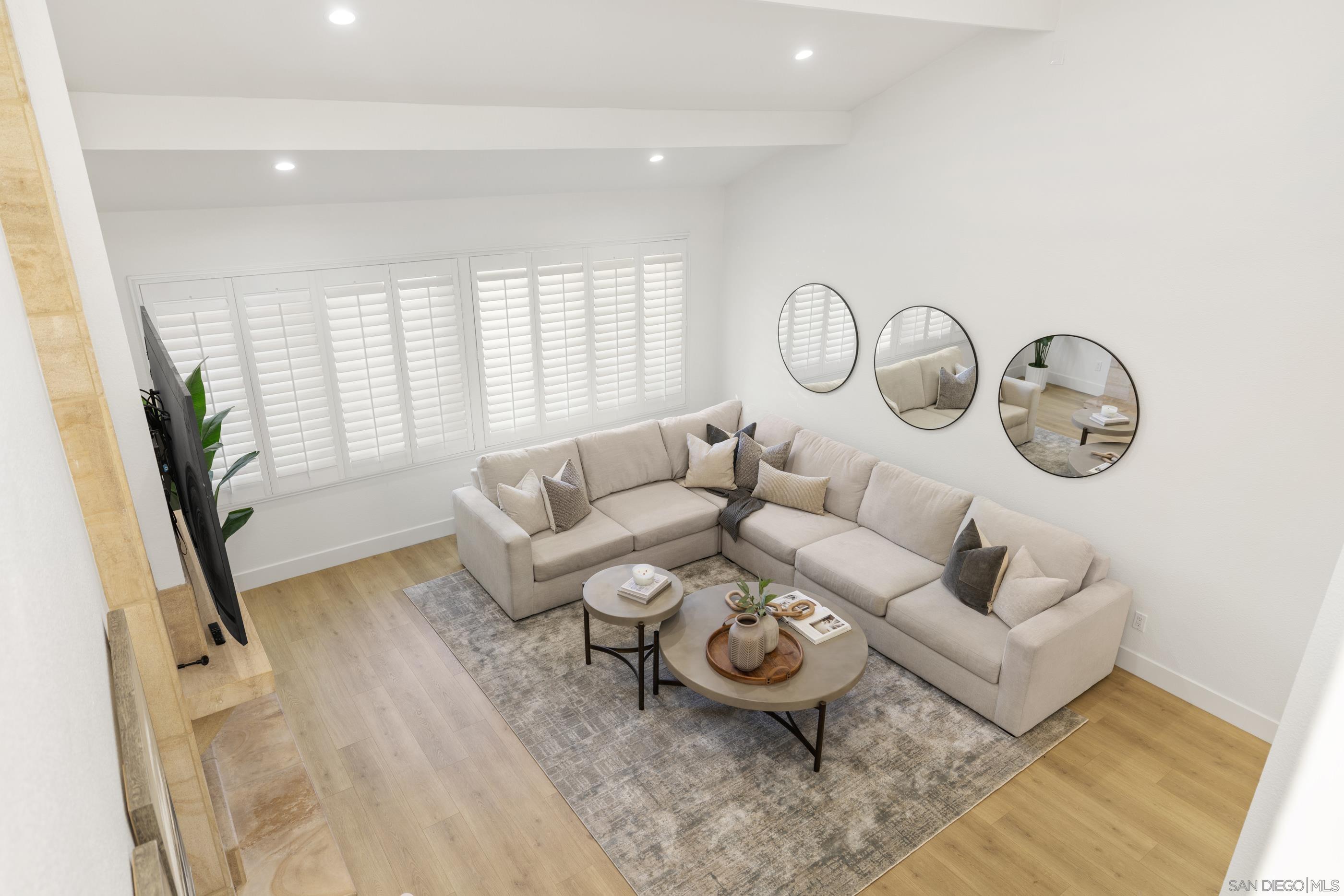 Detail Gallery Image 25 of 57 For 2518  Caminito La Paz, La Jolla,  CA 92037 - 4 Beds | 4/1 Baths