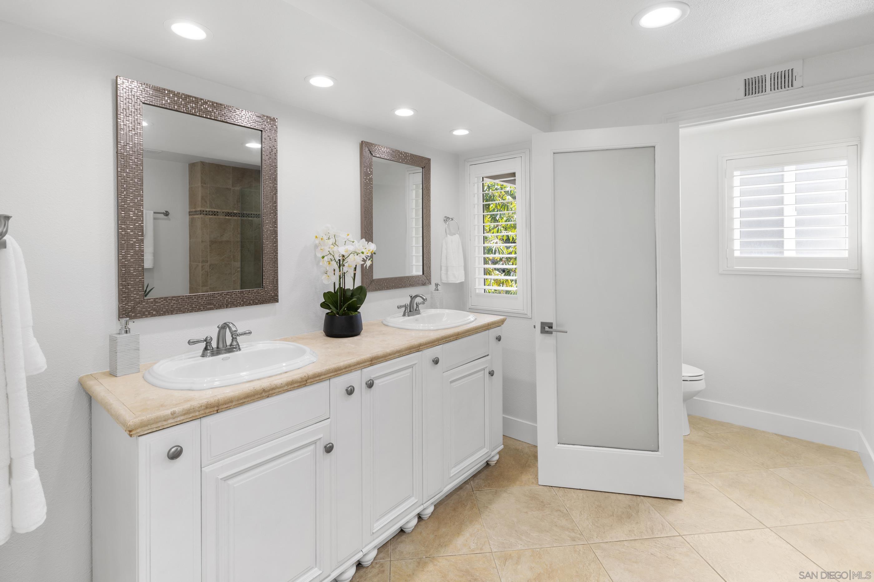 Detail Gallery Image 32 of 57 For 2518  Caminito La Paz, La Jolla,  CA 92037 - 4 Beds | 4/1 Baths