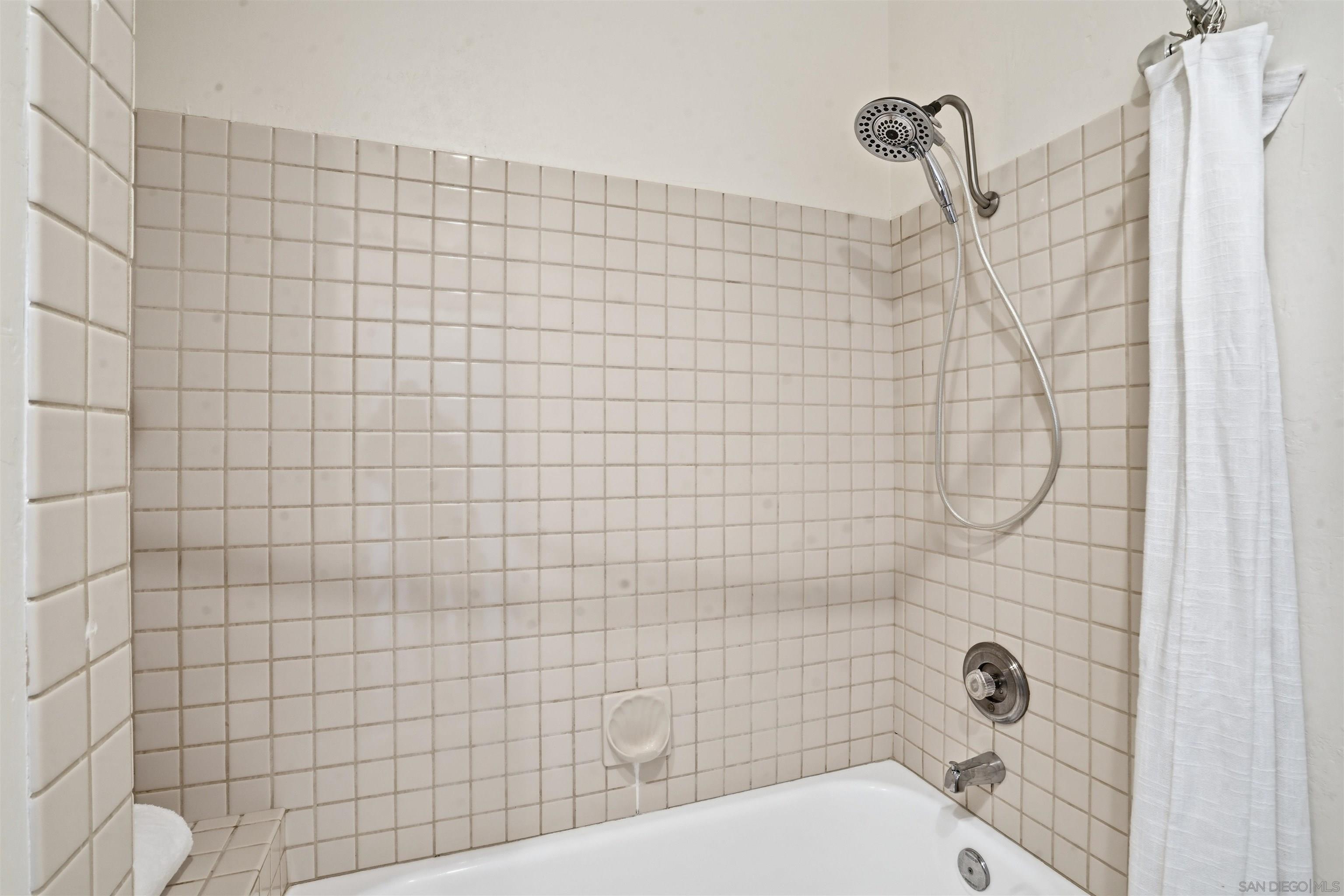 Detail Gallery Image 27 of 35 For 4383  Nobel Dr  #86,  San Diego,  CA 92122 - 2 Beds | 2/1 Baths