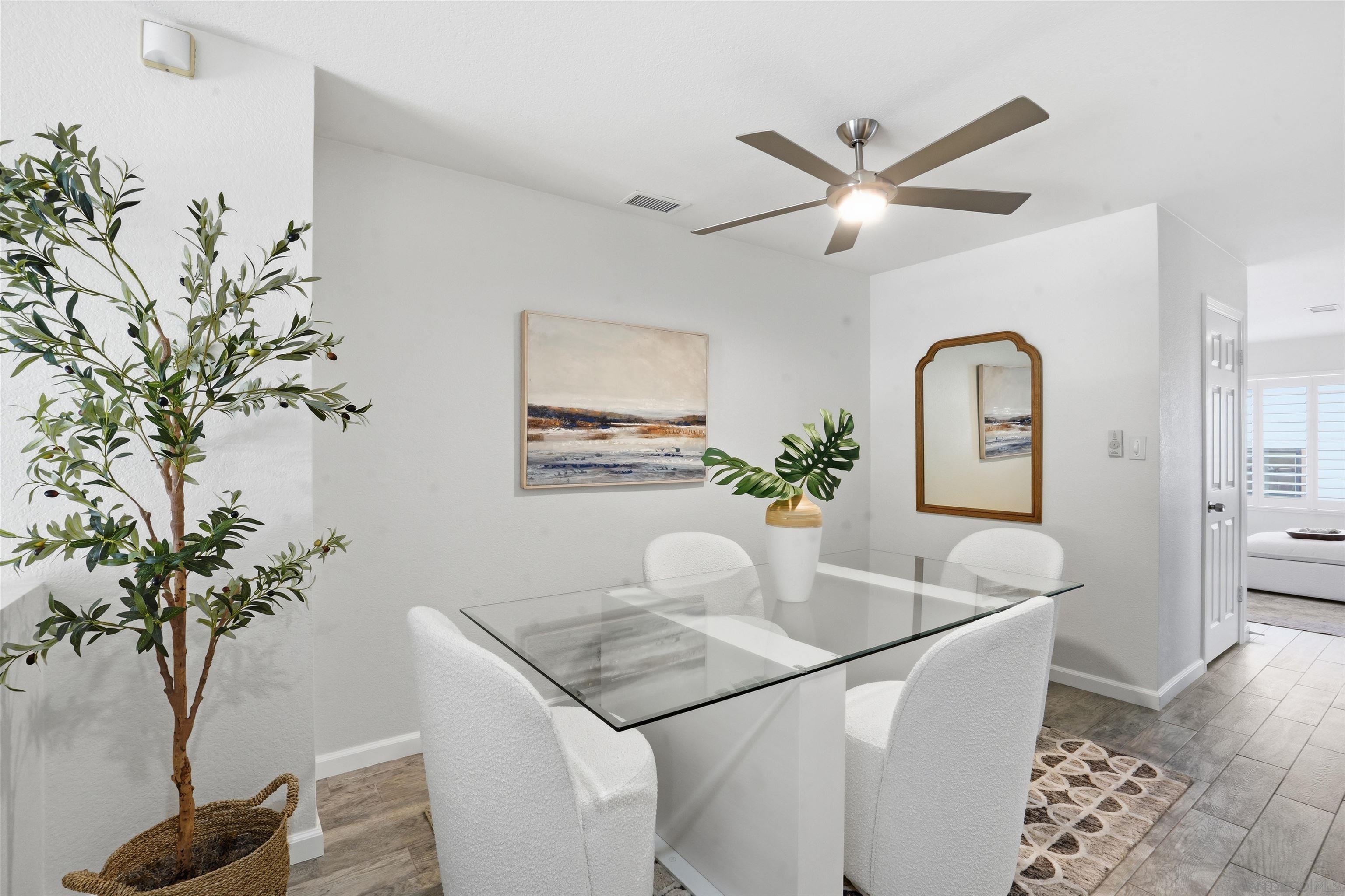 Detail Gallery Image 6 of 35 For 4383  Nobel Dr  #86,  San Diego,  CA 92122 - 2 Beds | 2/1 Baths