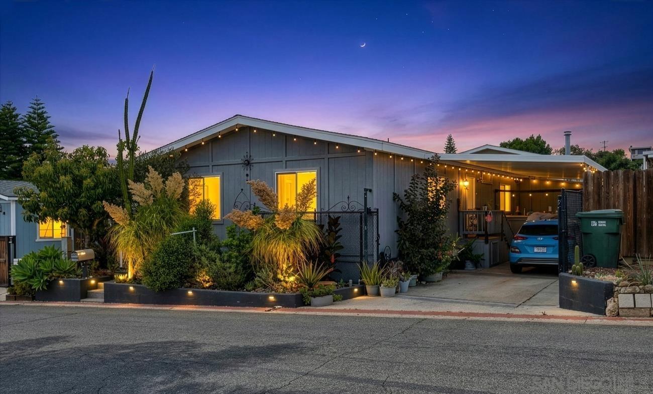 Front Image Thumbnail for SD260004891