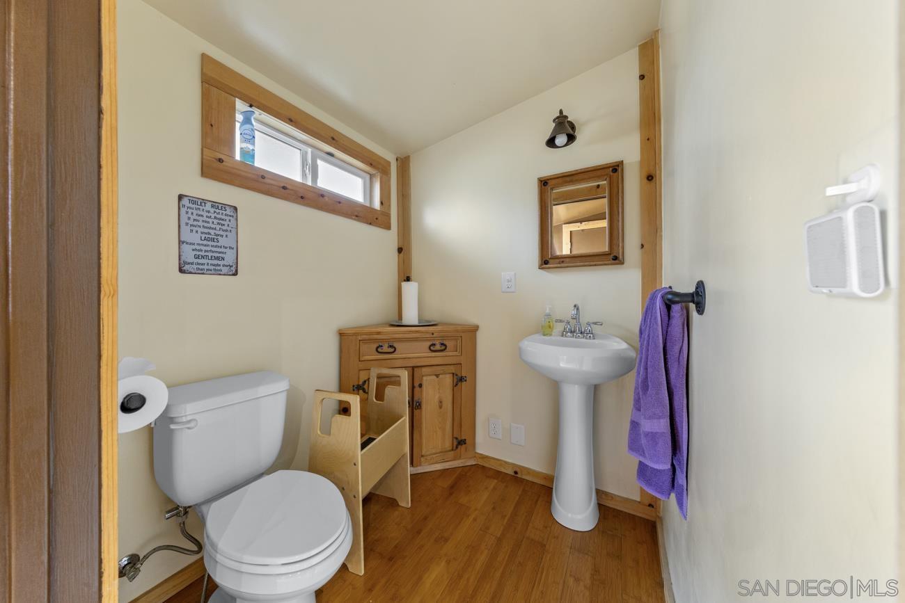 Detail Gallery Image 14 of 41 For 1380  Oak Hill Dr  Spc 42, Escondido,  CA 92026 - 3 Beds | 3 Baths