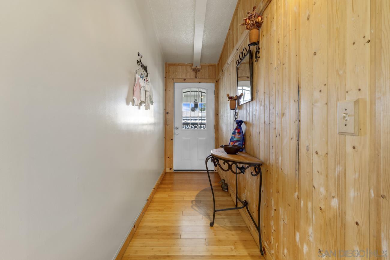 Detail Gallery Image 23 of 41 For 1380  Oak Hill Dr  Spc 42, Escondido,  CA 92026 - 3 Beds | 3 Baths