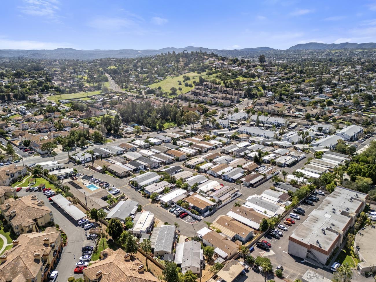 Detail Gallery Image 34 of 41 For 1380  Oak Hill Dr  Spc 42, Escondido,  CA 92026 - 3 Beds | 3 Baths
