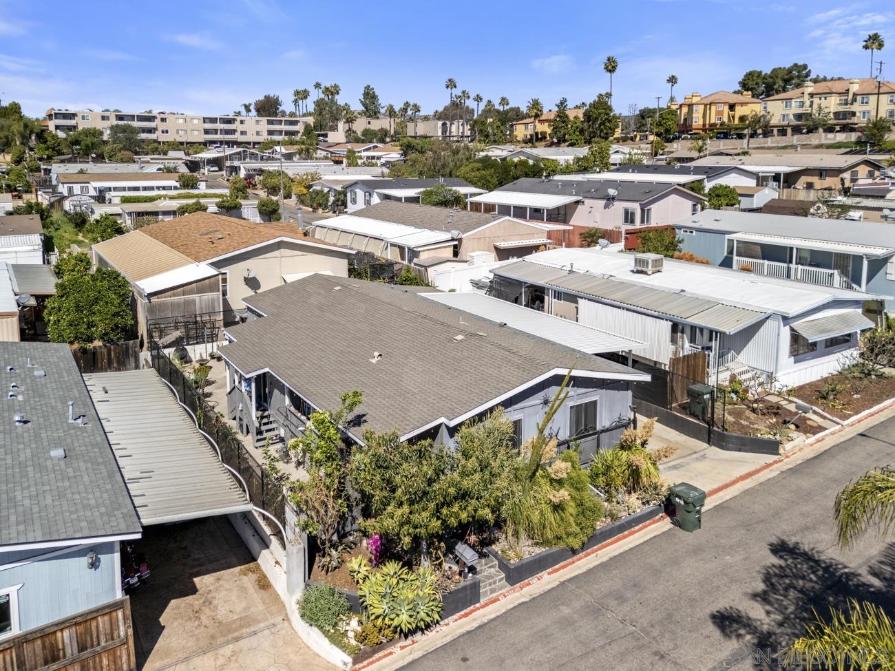 Detail Gallery Image 38 of 41 For 1380  Oak Hill Dr  Spc 42, Escondido,  CA 92026 - 3 Beds | 3 Baths