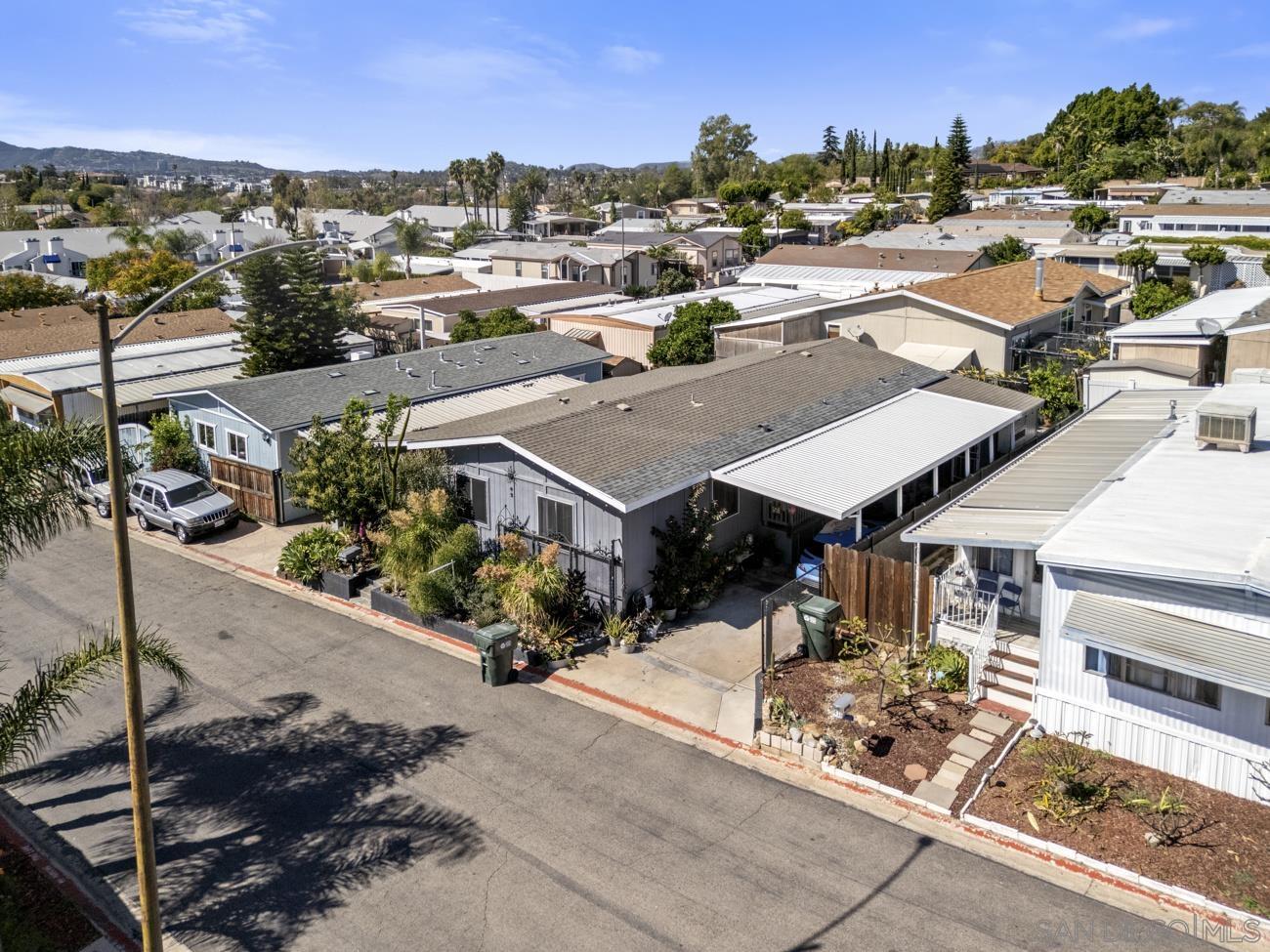 Detail Gallery Image 39 of 41 For 1380  Oak Hill Dr  Spc 42, Escondido,  CA 92026 - 3 Beds | 3 Baths