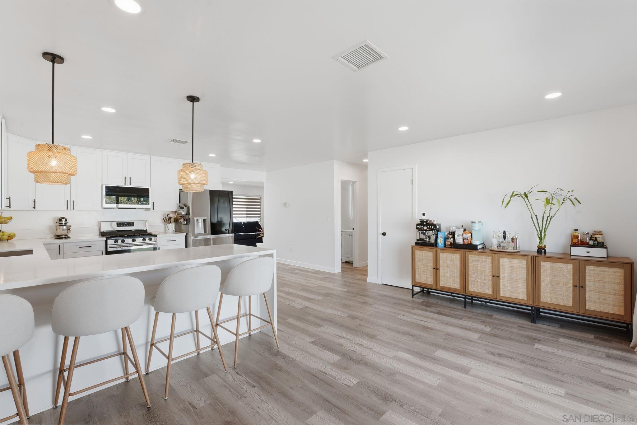 Detail Gallery Image 24 of 38 For 7742  Shorewood Dr, San Diego,  CA 92114 - 3 Beds | 1/1 Baths