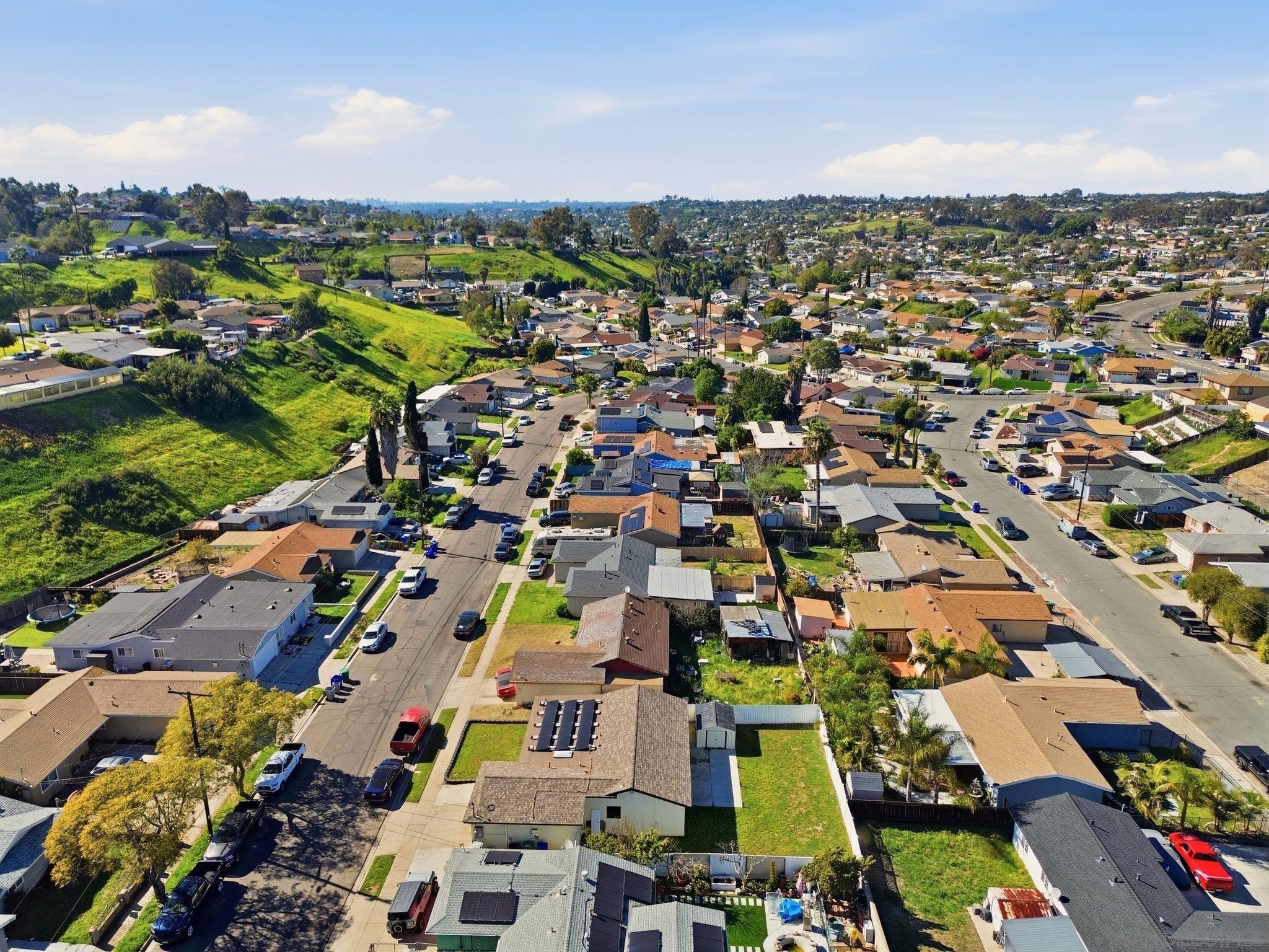 Detail Gallery Image 8 of 38 For 7742  Shorewood Dr, San Diego,  CA 92114 - 3 Beds | 1/1 Baths
