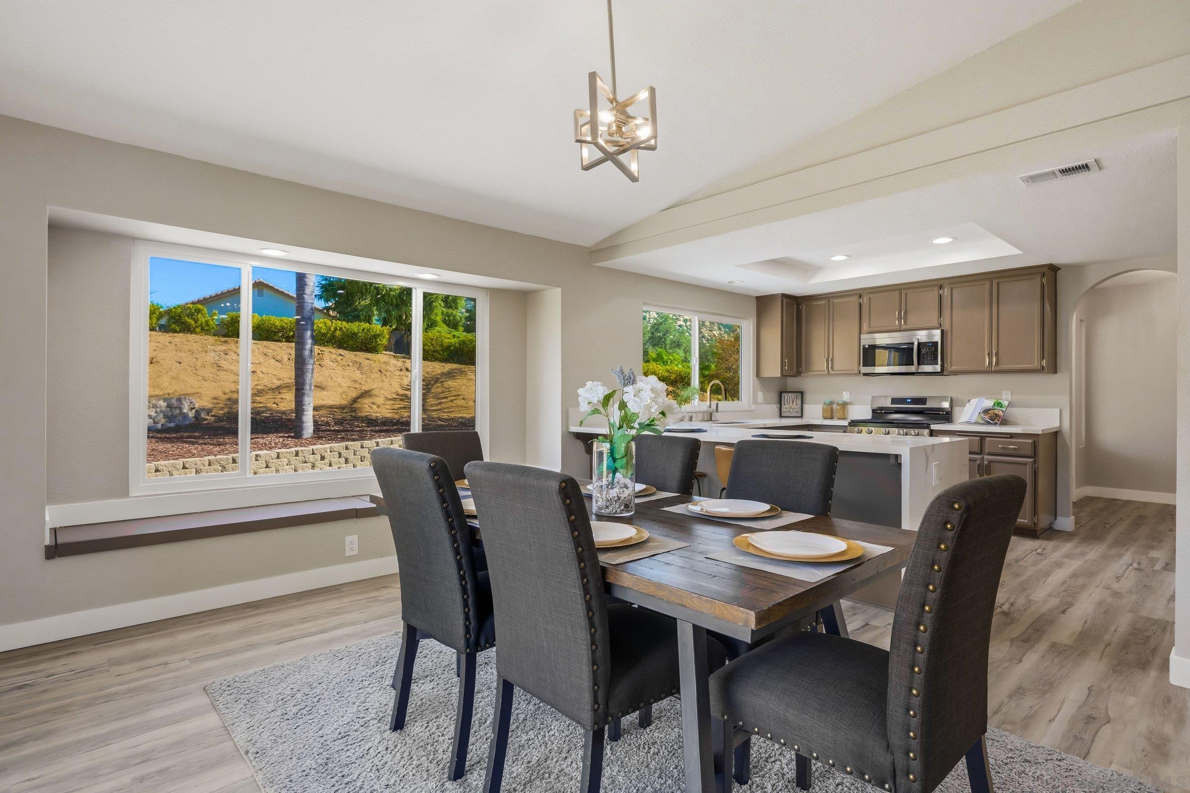 Detail Gallery Image 13 of 35 For 24763  Leada Way, Ramona,  CA 92065 - 4 Beds | 3 Baths