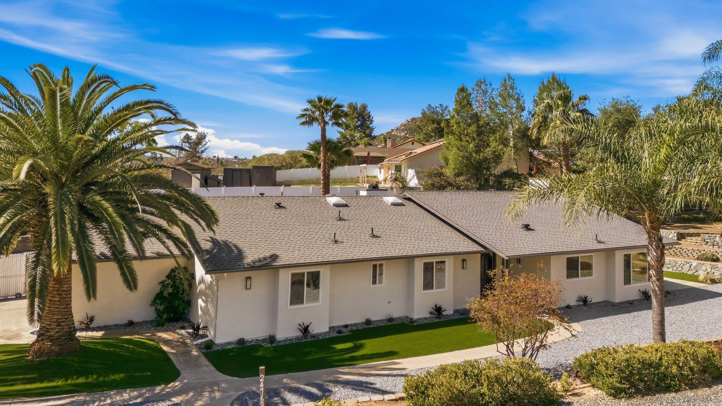 Detail Gallery Image 5 of 35 For 24763  Leada Way, Ramona,  CA 92065 - 4 Beds | 3 Baths