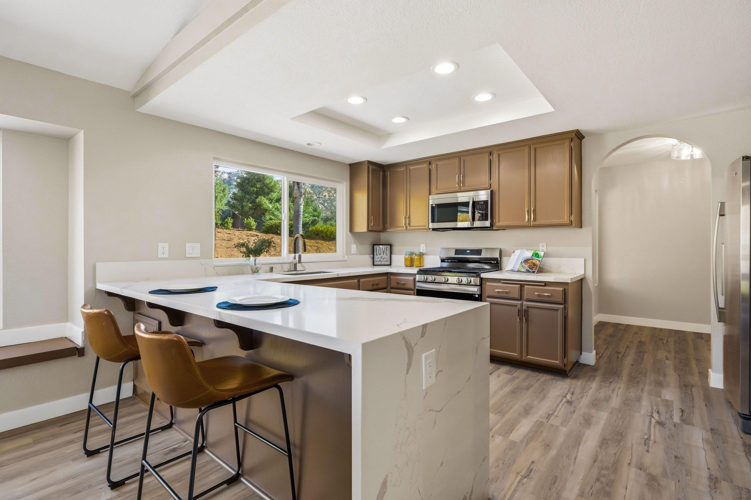 Detail Gallery Image 10 of 35 For 24763  Leada Way, Ramona,  CA 92065 - 4 Beds | 3 Baths