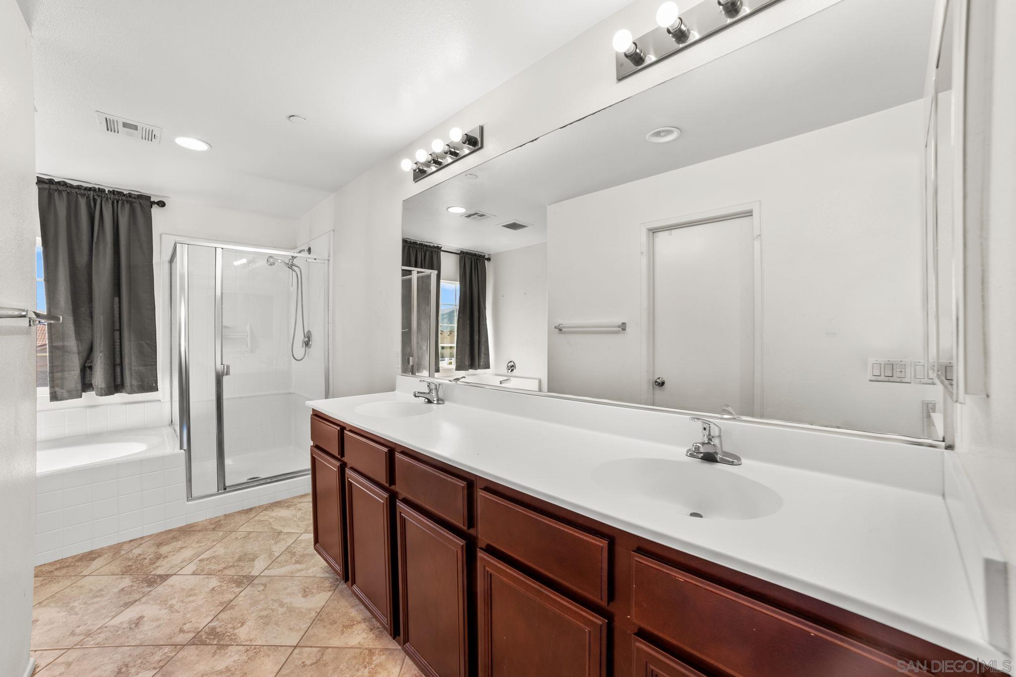 Detail Gallery Image 19 of 42 For 2090  Trinket Circle, San Jacinto,  CA 92582 - 4 Beds | 3 Baths