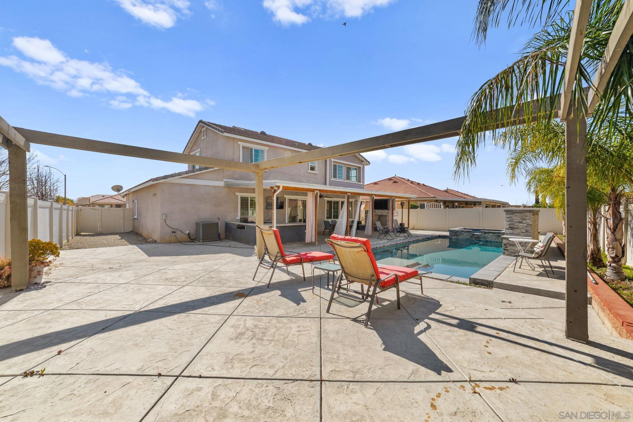 Detail Gallery Image 35 of 42 For 2090  Trinket Circle, San Jacinto,  CA 92582 - 4 Beds | 3 Baths