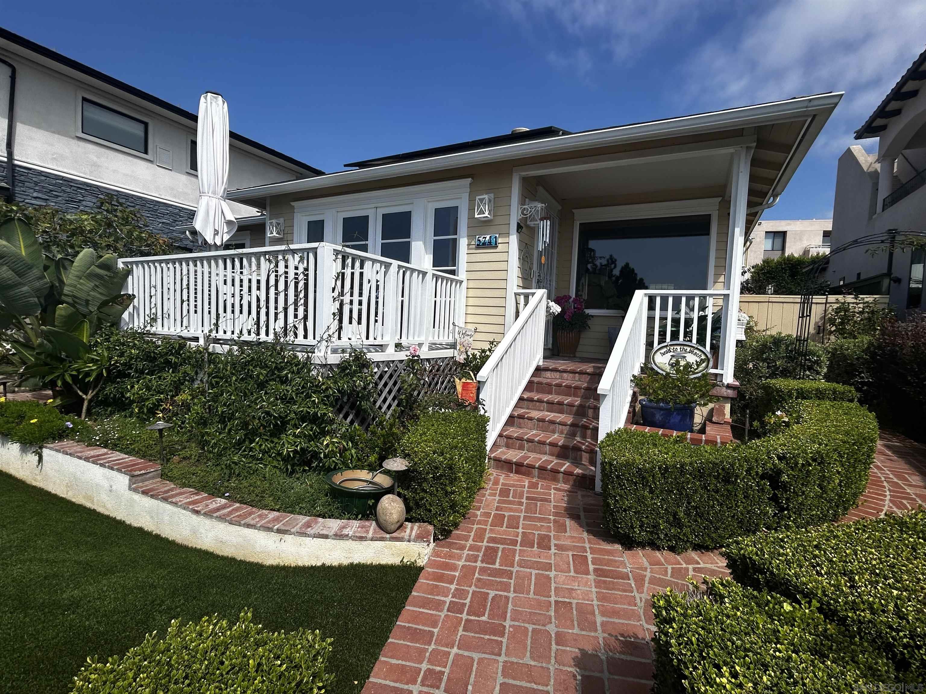 Detail Gallery Image 24 of 31 For 5741  Chelsea Ave, La Jolla,  CA 92037 - 3 Beds | 2 Baths