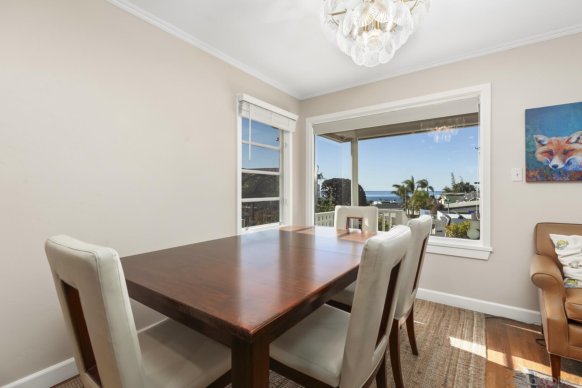 Detail Gallery Image 8 of 31 For 5741  Chelsea Ave, La Jolla,  CA 92037 - 3 Beds | 2 Baths