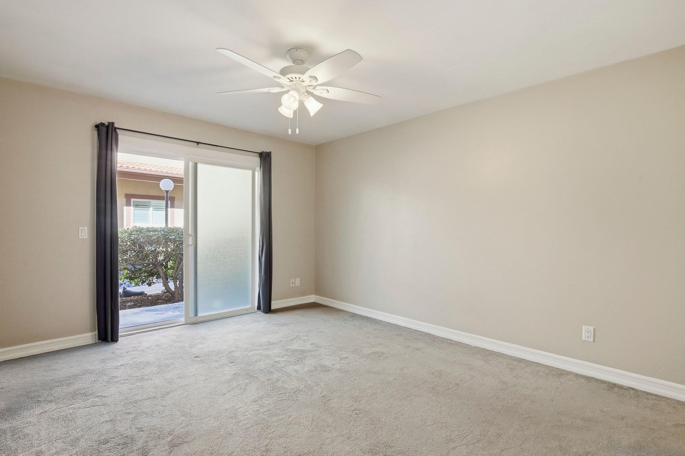 Detail Gallery Image 17 of 27 For 10794  Jeanne Ter  #E,  Santee,  CA 92071 - 2 Beds | 2/1 Baths