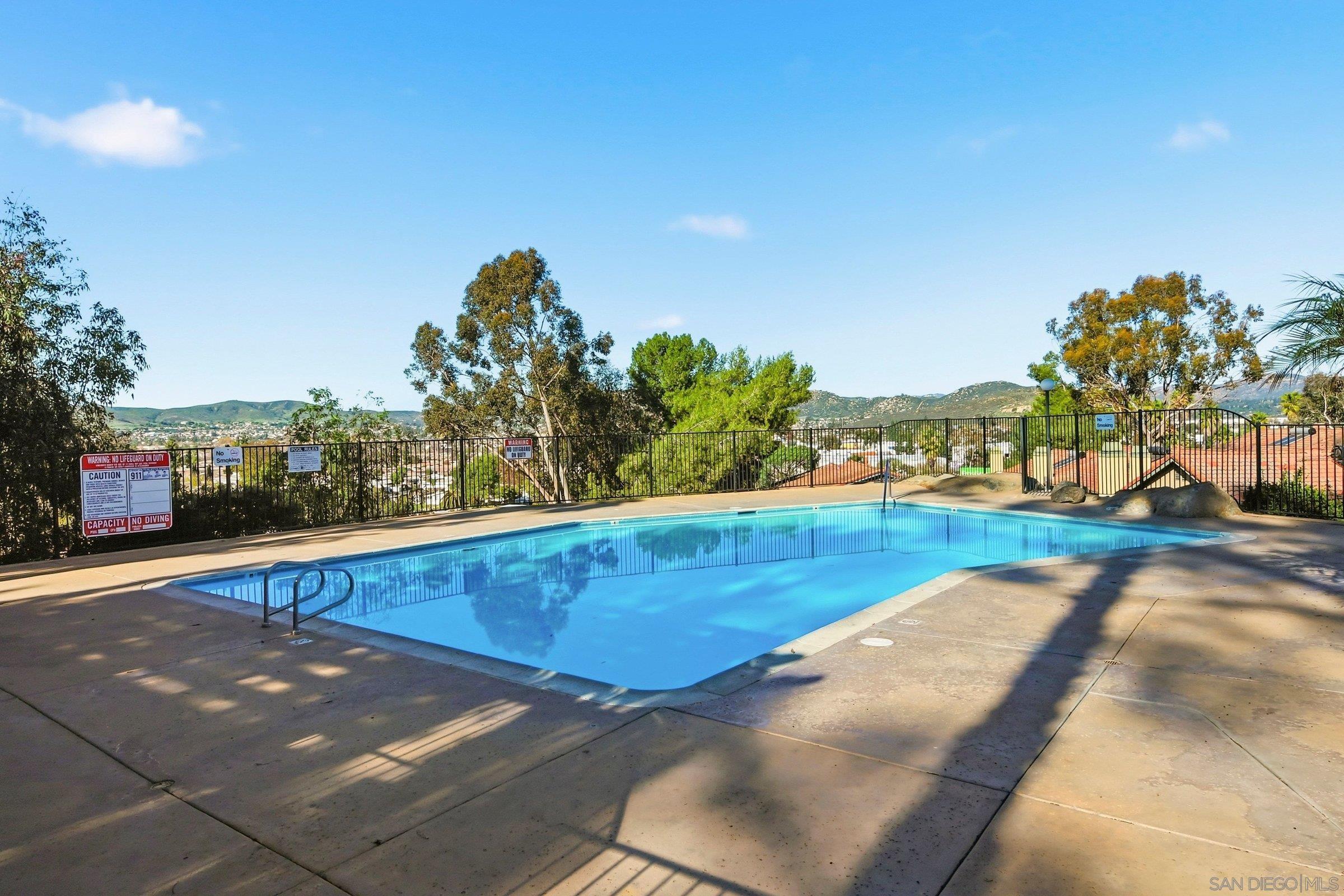 Detail Gallery Image 23 of 27 For 10794  Jeanne Ter  #E,  Santee,  CA 92071 - 2 Beds | 2/1 Baths