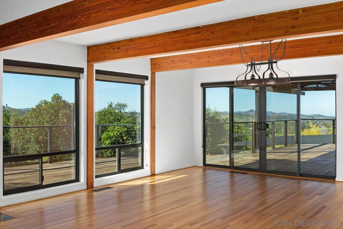 Detail Gallery Image 5 of 50 For 30830  Ranch Creek Rd, Valley Center,  CA 92082 - 3 Beds | 3 Baths