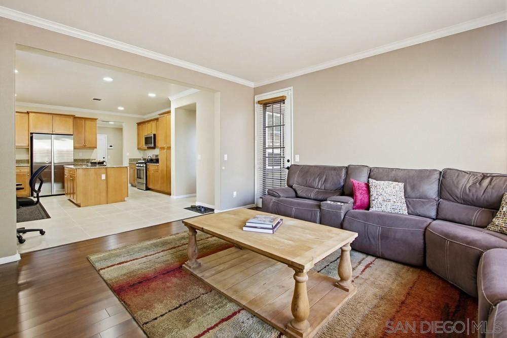 Detail Gallery Image 12 of 43 For 2954  Rangpur Ct, Escondido,  CA 92027 - 5 Beds | 3/1 Baths