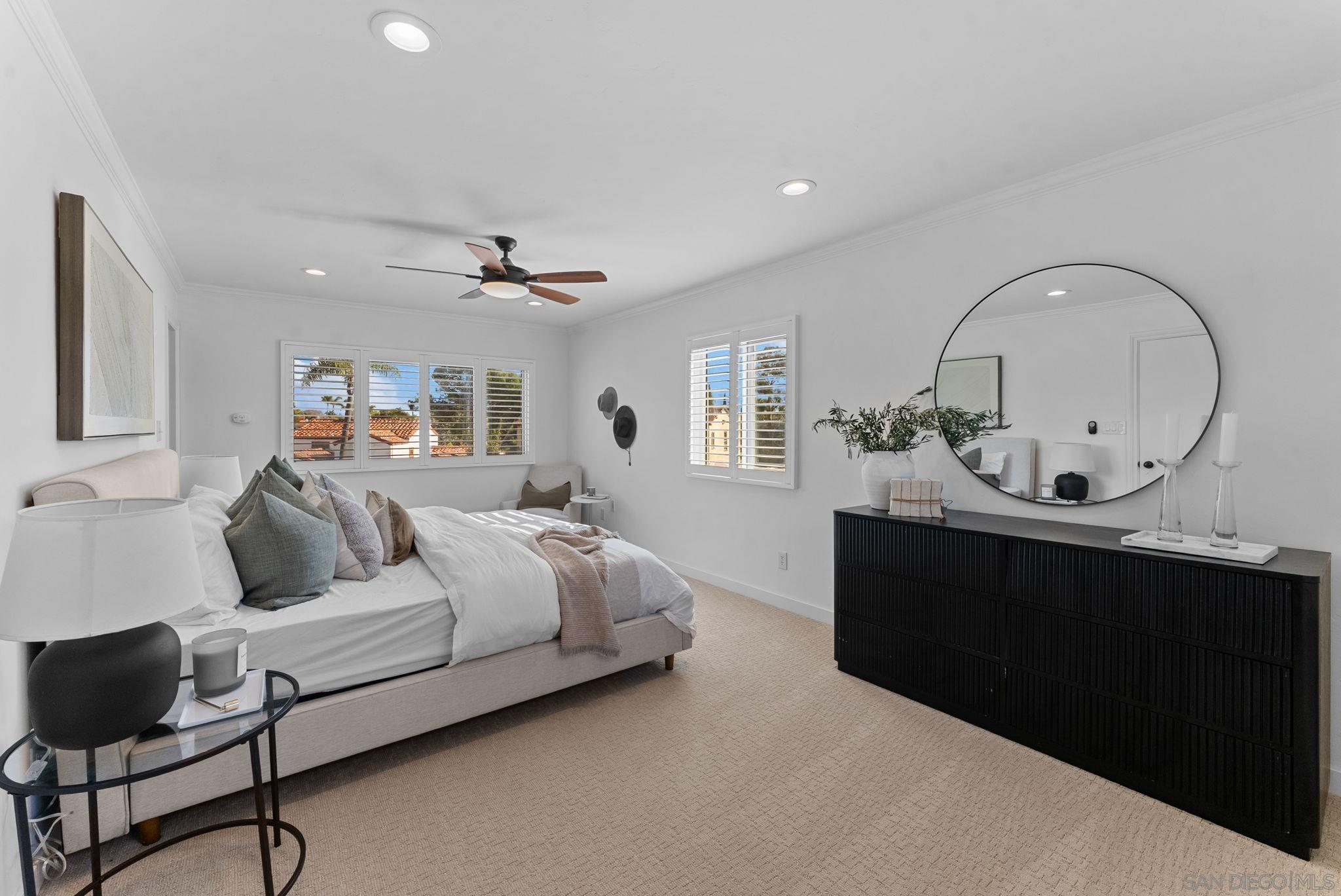 Detail Gallery Image 23 of 31 For 4540 E Talmadge Drive, San Diego,  CA 92116 - 3 Beds | 3 Baths