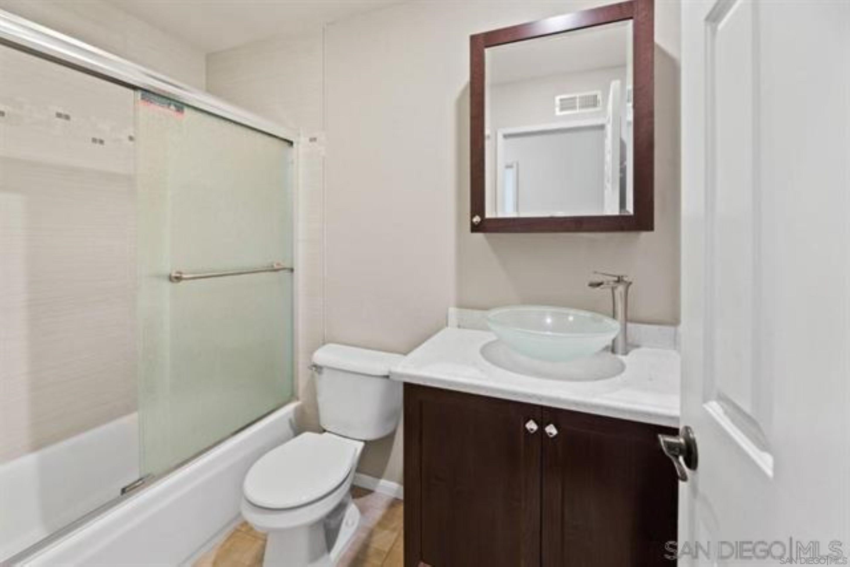 Detail Gallery Image 20 of 34 For 12488  Heatherton Ct  #51,  San Diego,  CA 92128 - 2 Beds | 2 Baths