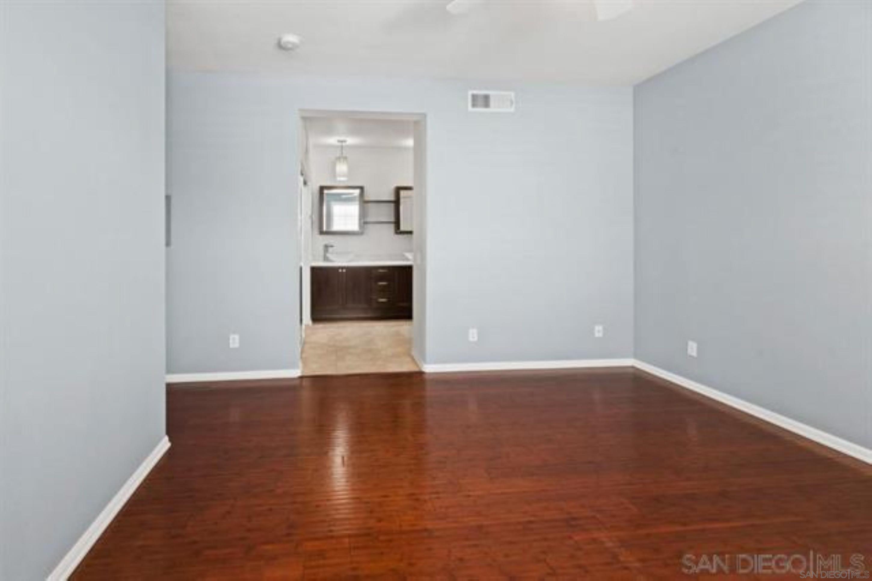 Detail Gallery Image 22 of 34 For 12488  Heatherton Ct  #51,  San Diego,  CA 92128 - 2 Beds | 2 Baths