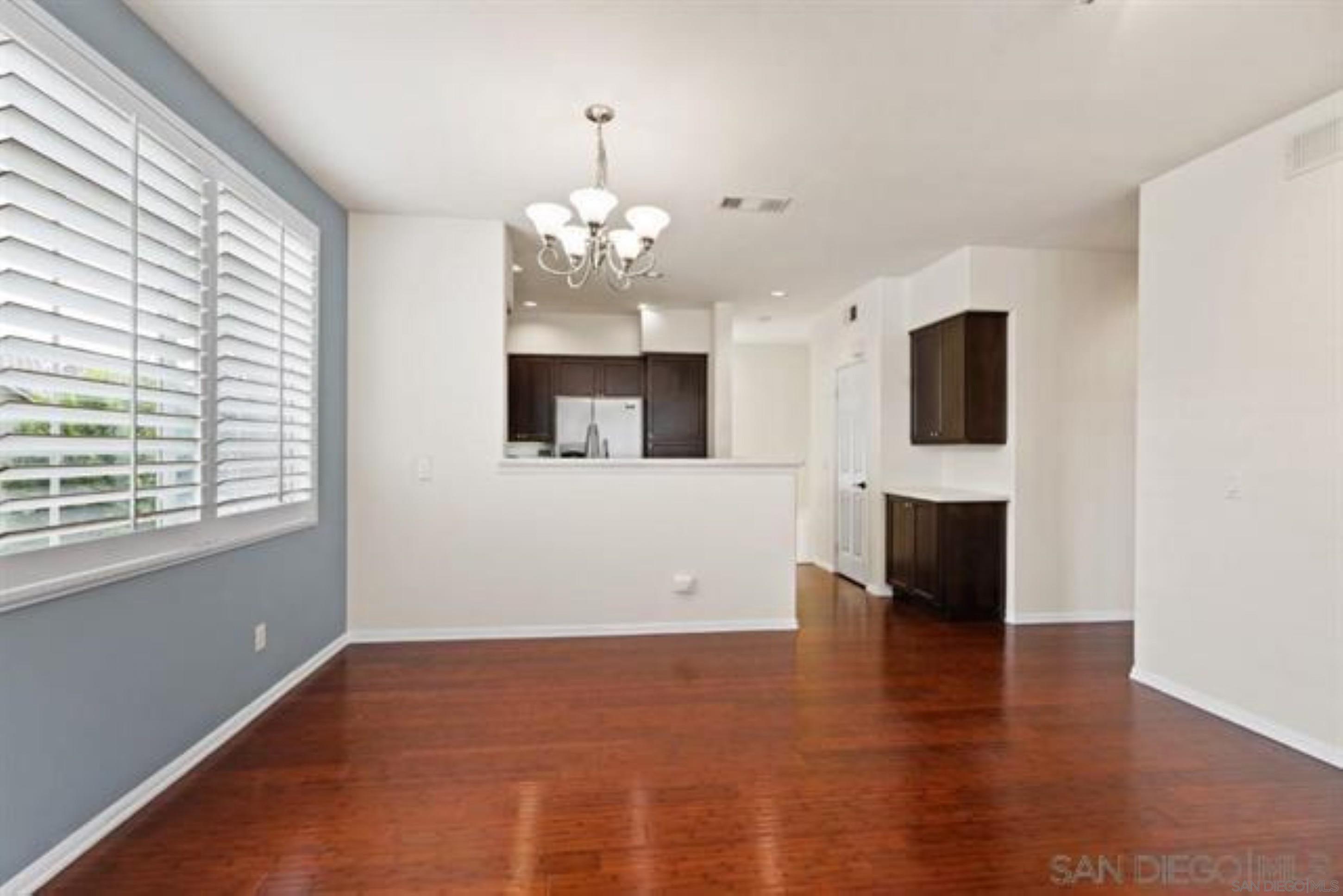 Detail Gallery Image 6 of 34 For 12488  Heatherton Ct  #51,  San Diego,  CA 92128 - 2 Beds | 2 Baths