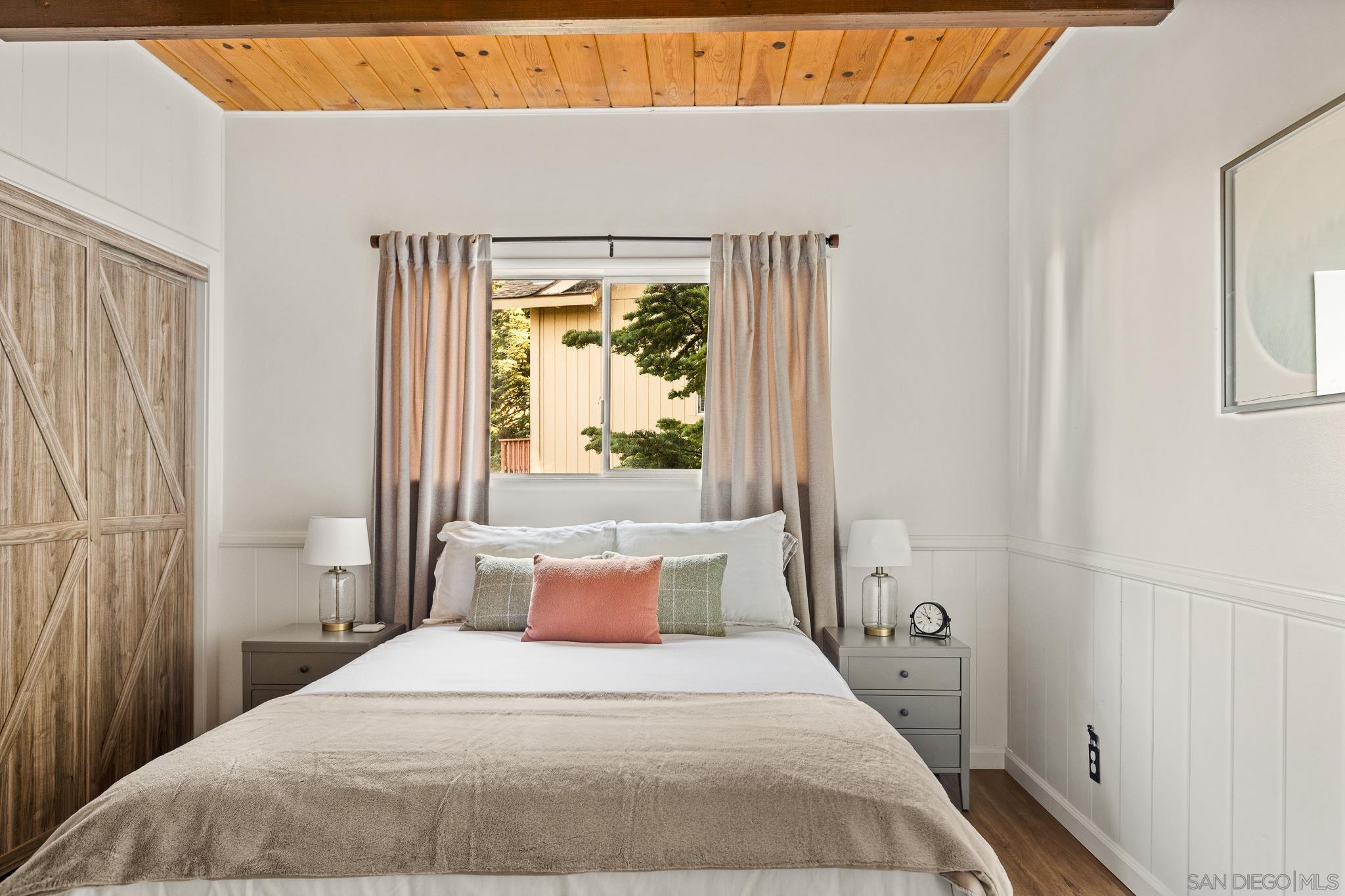 Detail Gallery Image 15 of 46 For 720  Buckingham Sq, Lake Arrowhead,  CA 92352 - 3 Beds | 2/1 Baths