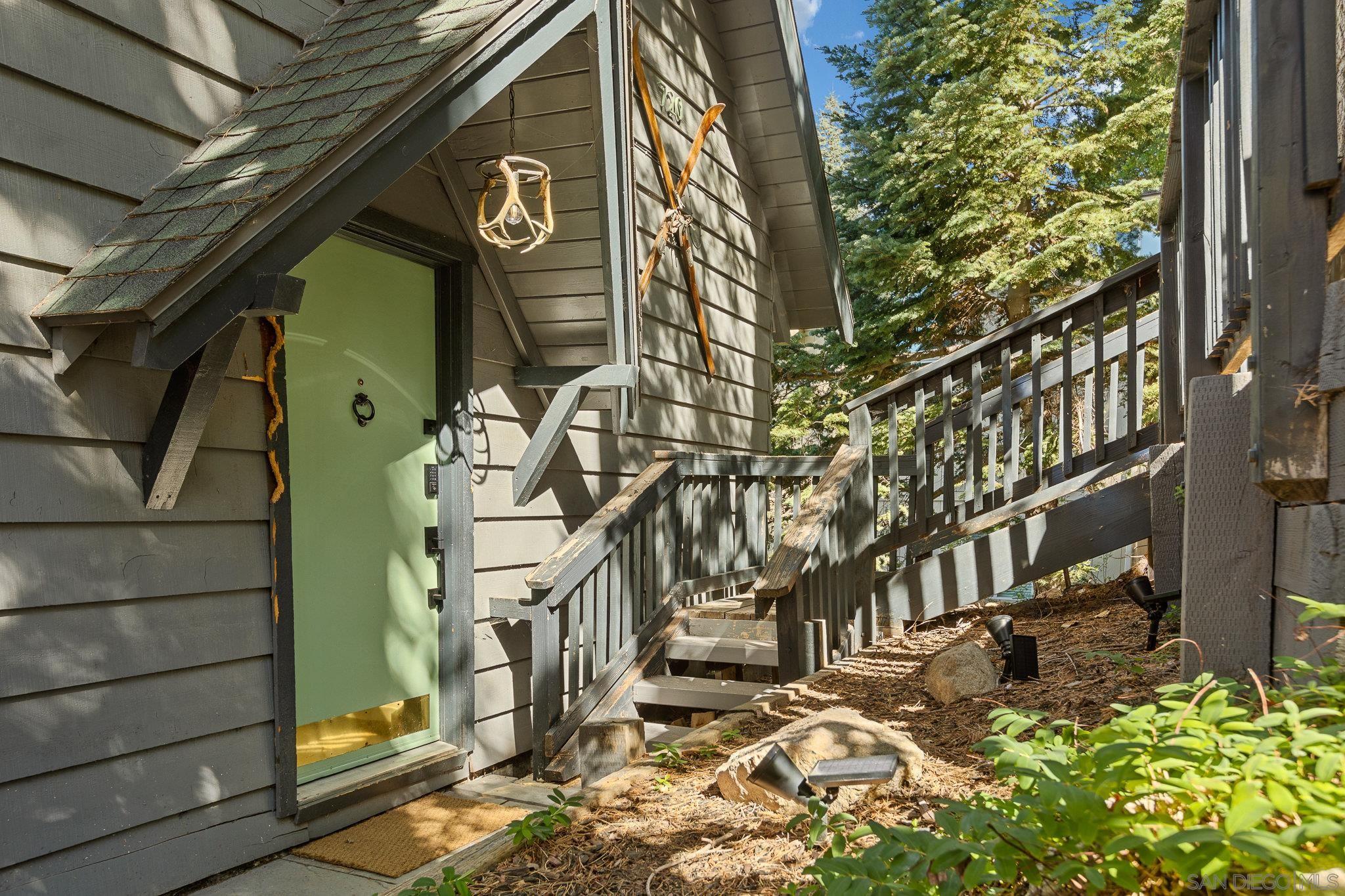 Detail Gallery Image 18 of 46 For 720  Buckingham Sq, Lake Arrowhead,  CA 92352 - 3 Beds | 2/1 Baths