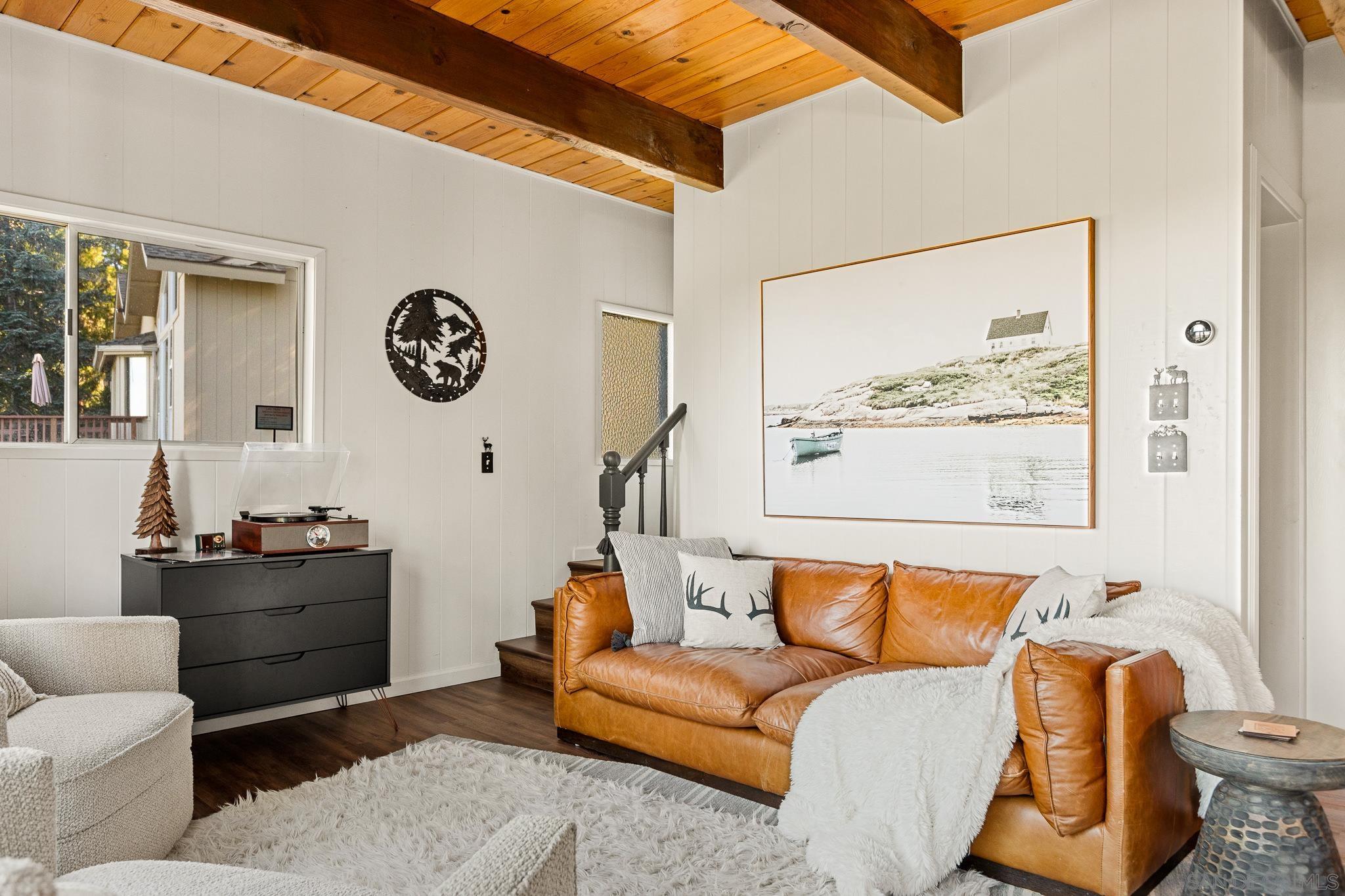 Detail Gallery Image 10 of 46 For 720  Buckingham Sq, Lake Arrowhead,  CA 92352 - 3 Beds | 2/1 Baths