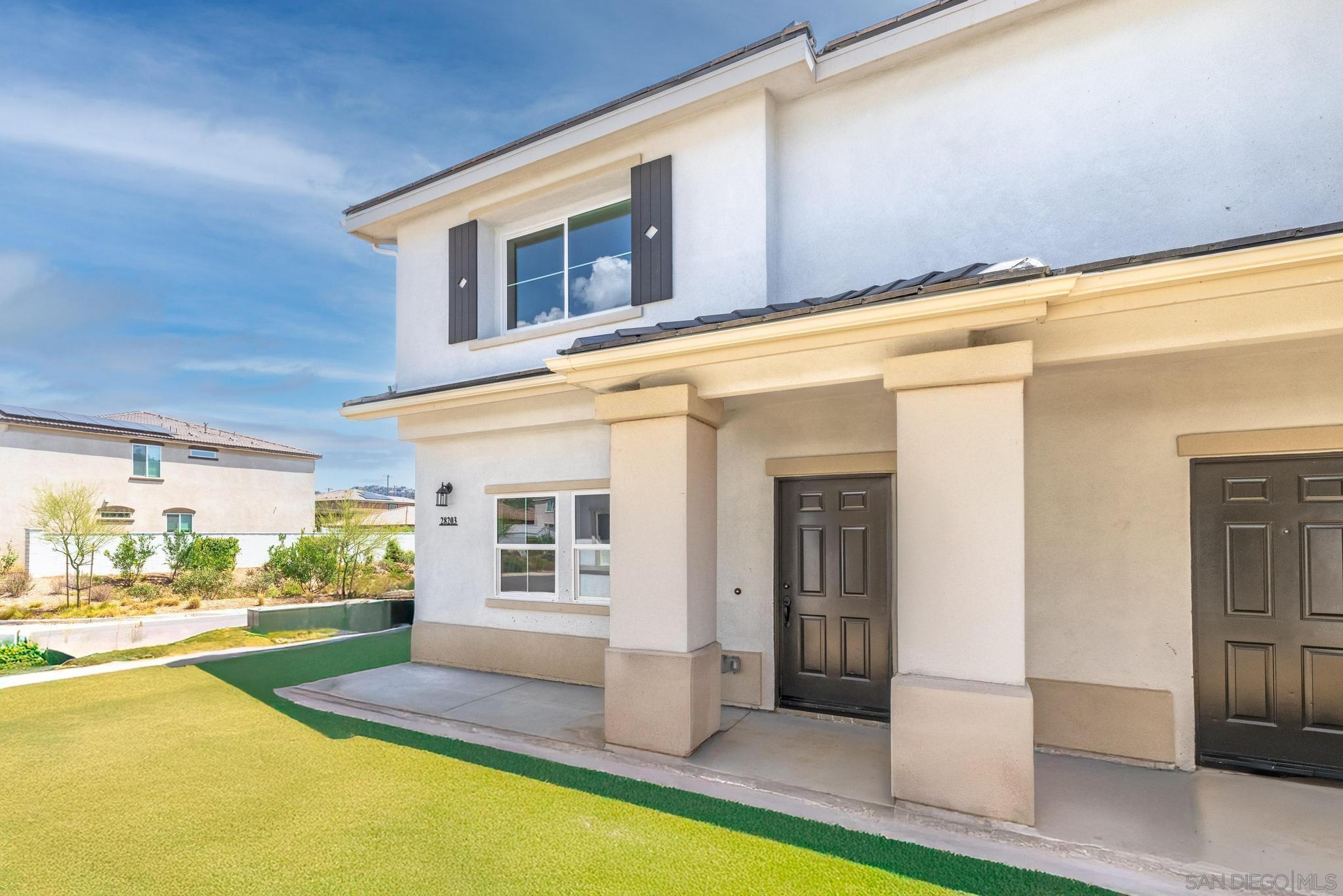 Detail Gallery Image 3 of 31 For 28216  Molasses Court, Valley Center,  CA 92082 - 3 Beds | 2/1 Baths