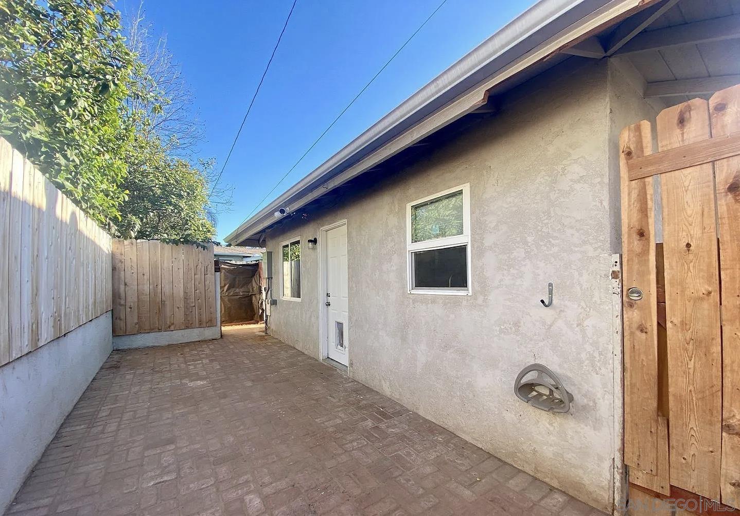 Detail Gallery Image 15 of 41 For 222-224 W 8th Ave, Escondido,  CA 92025 - – Beds | – Baths