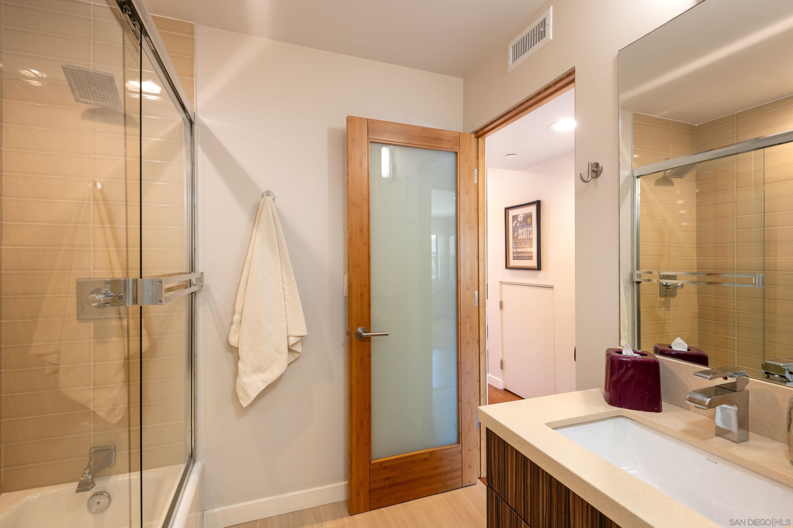 Detail Gallery Image 33 of 40 For 1122  Locust St, San Diego,  CA 92106 - 3 Beds | 2 Baths