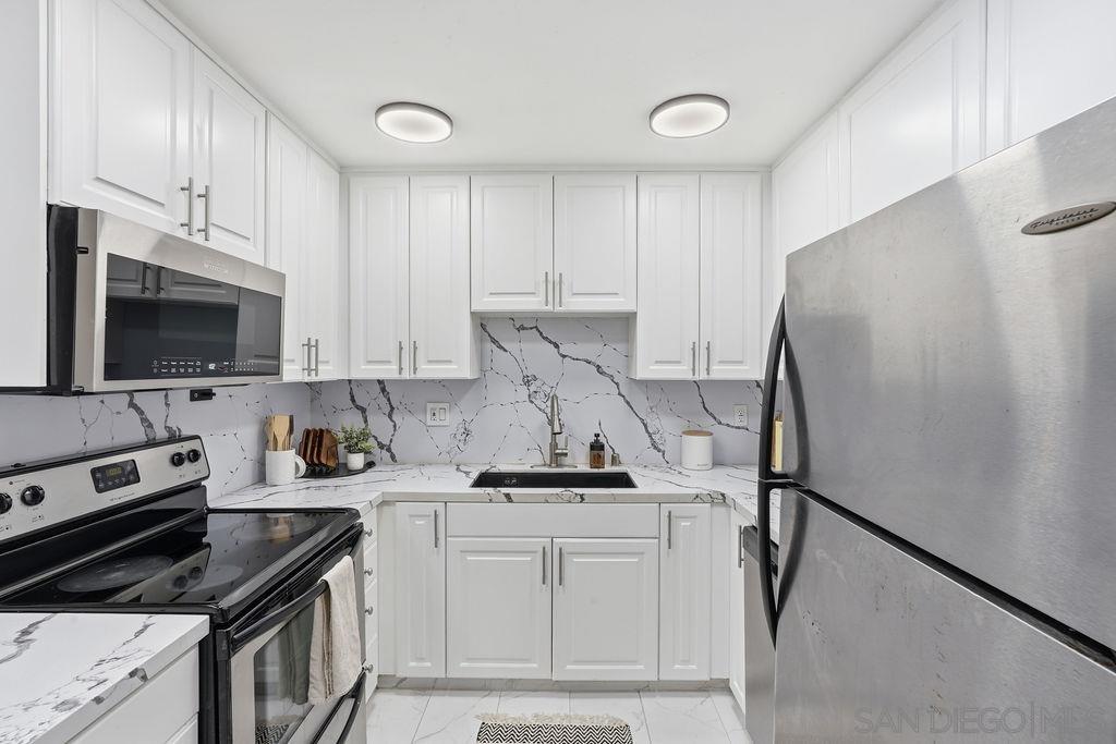 Detail Gallery Image 4 of 18 For 10026  Maya Linda Rd 6203, San Diego,  CA 92126 - 1 Beds | 1 Baths