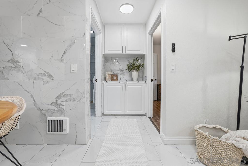 Detail Gallery Image 6 of 18 For 10026  Maya Linda Rd 6203, San Diego,  CA 92126 - 1 Beds | 1 Baths