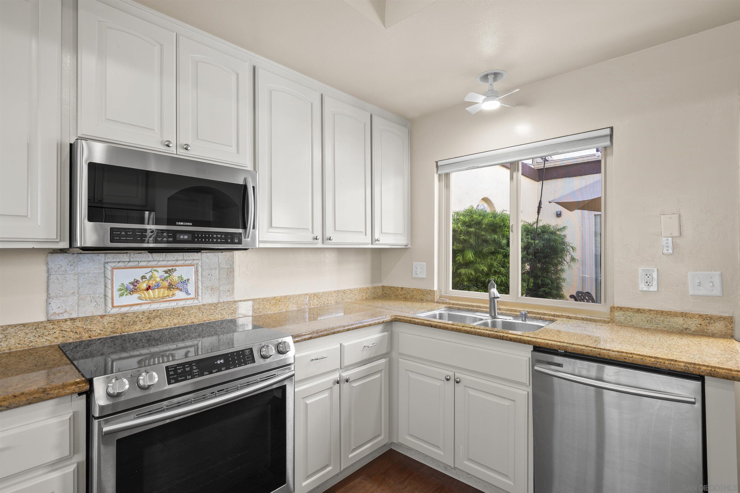 Detail Gallery Image 14 of 50 For 17415  Port Marnock Dr, Poway,  CA 92064 - 2 Beds | 2 Baths