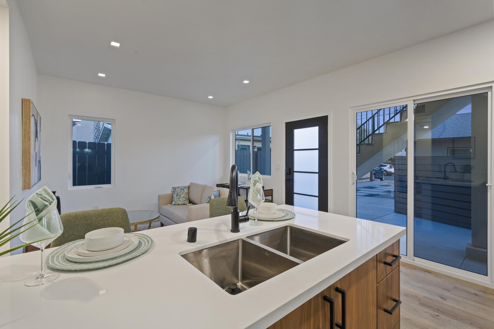 Detail Gallery Image 12 of 23 For 3582  Hatteras, San Diego,  CA 92117 - – Beds | – Baths