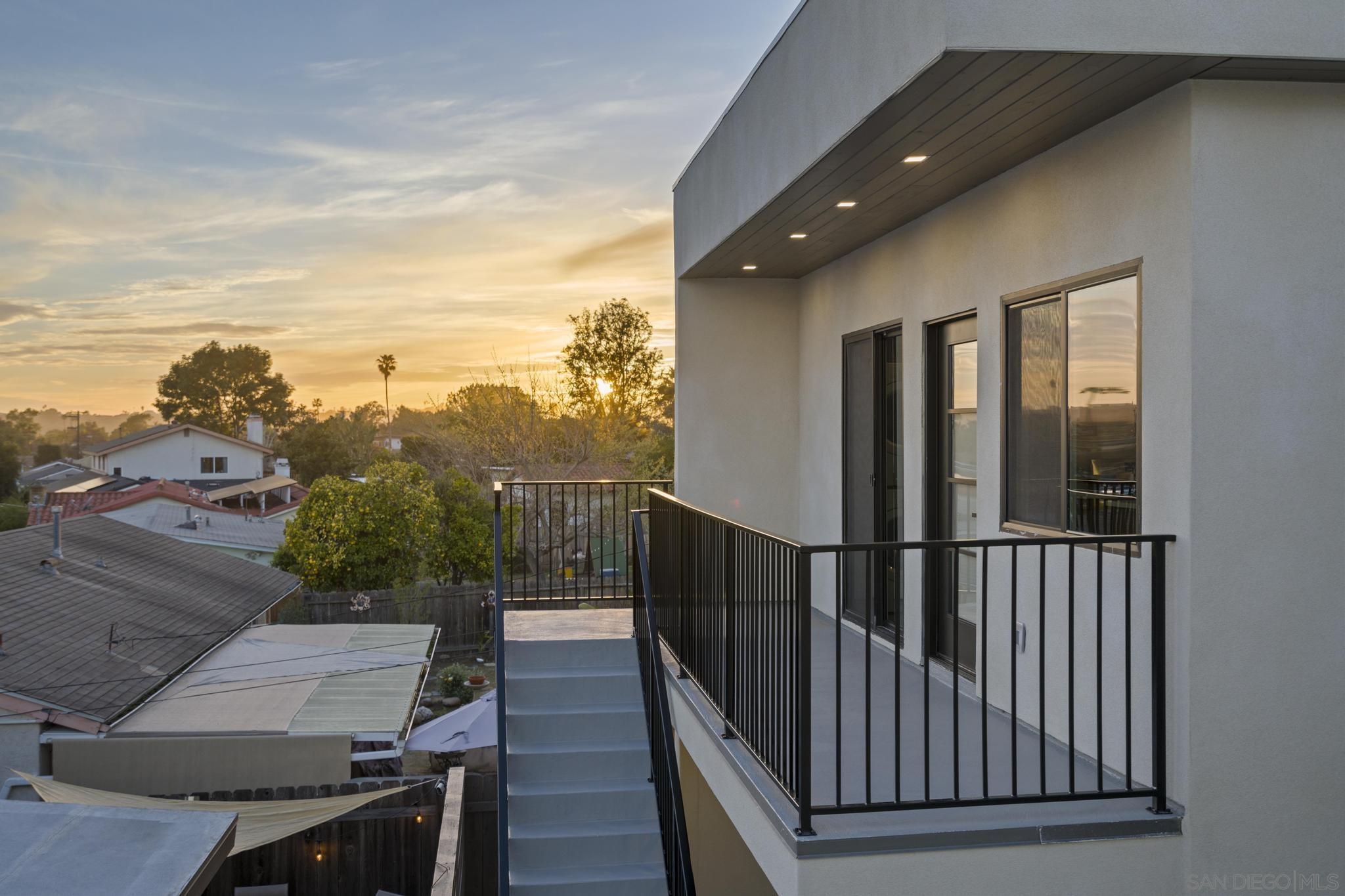 Detail Gallery Image 8 of 23 For 3582  Hatteras, San Diego,  CA 92117 - – Beds | – Baths