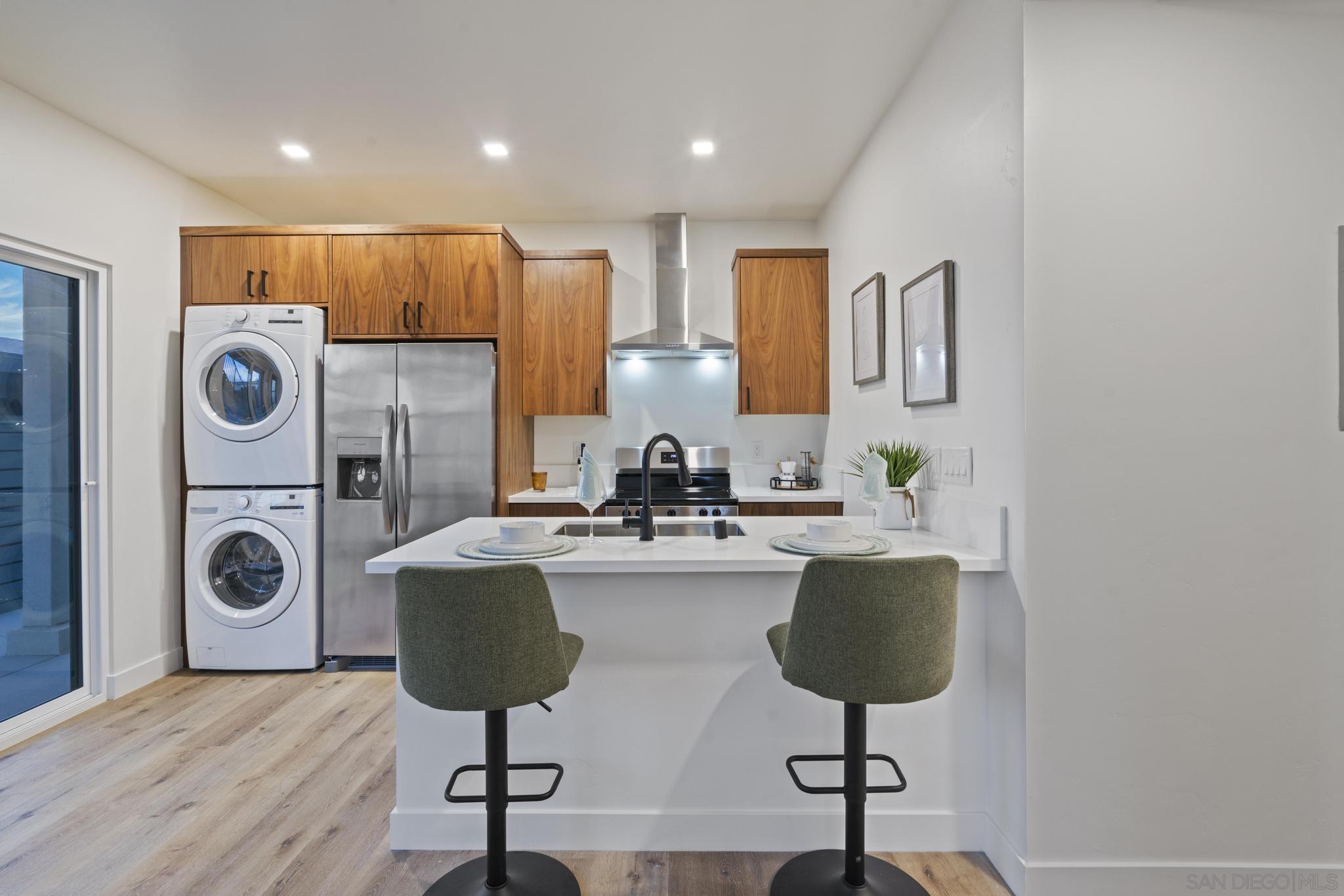 Detail Gallery Image 10 of 23 For 3582  Hatteras, San Diego,  CA 92117 - – Beds | – Baths